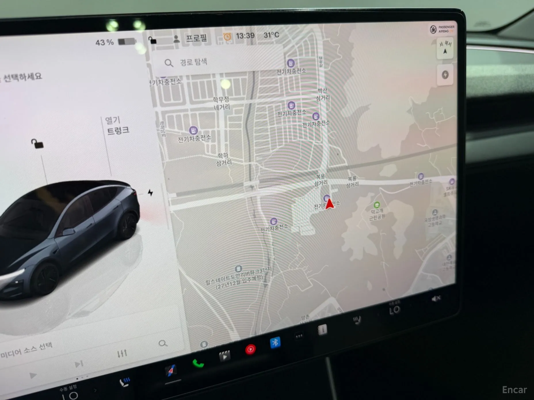 Tesla Model Y превью 13