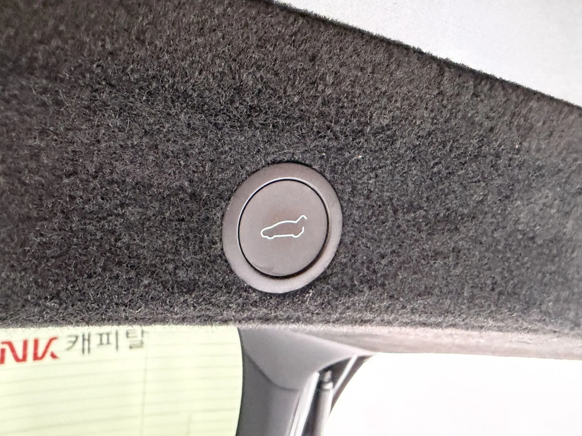 Tesla Model Y превью 19