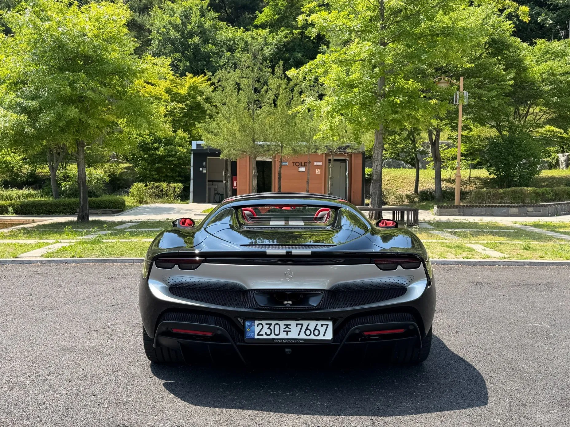 Ferrari 296 GTS превью 4