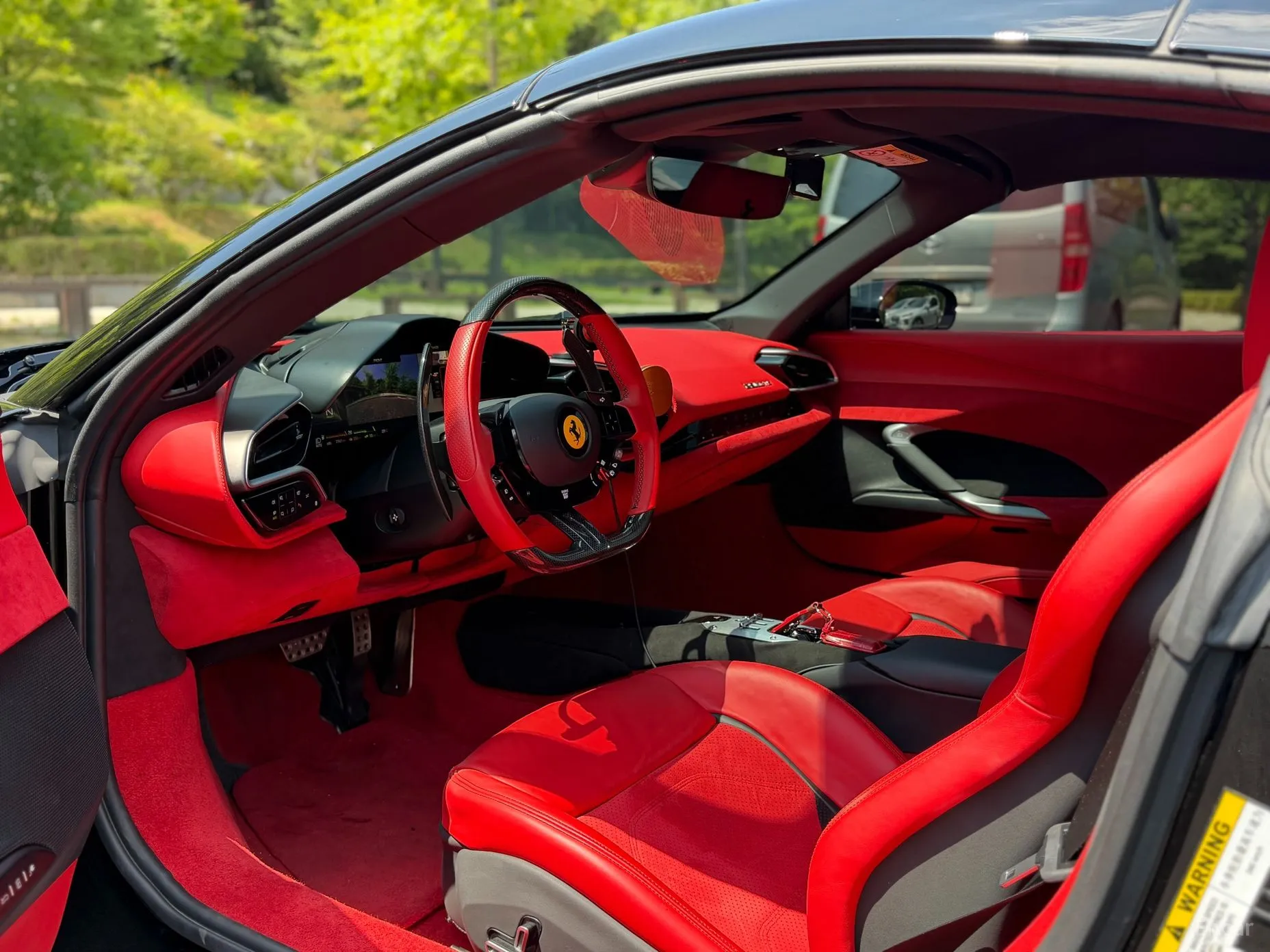 Ferrari 296 GTS превью 7