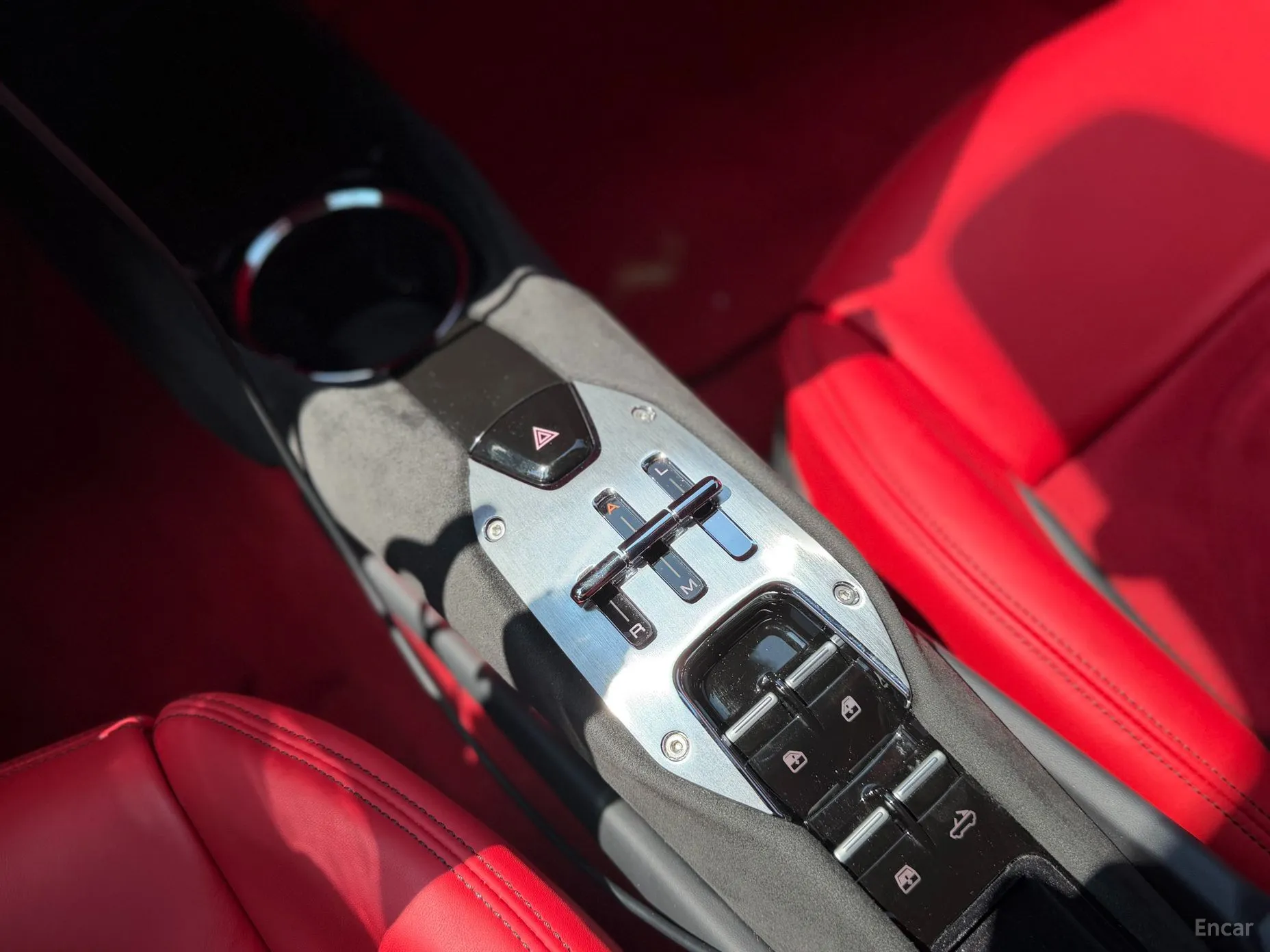 Ferrari 296 GTS превью 9