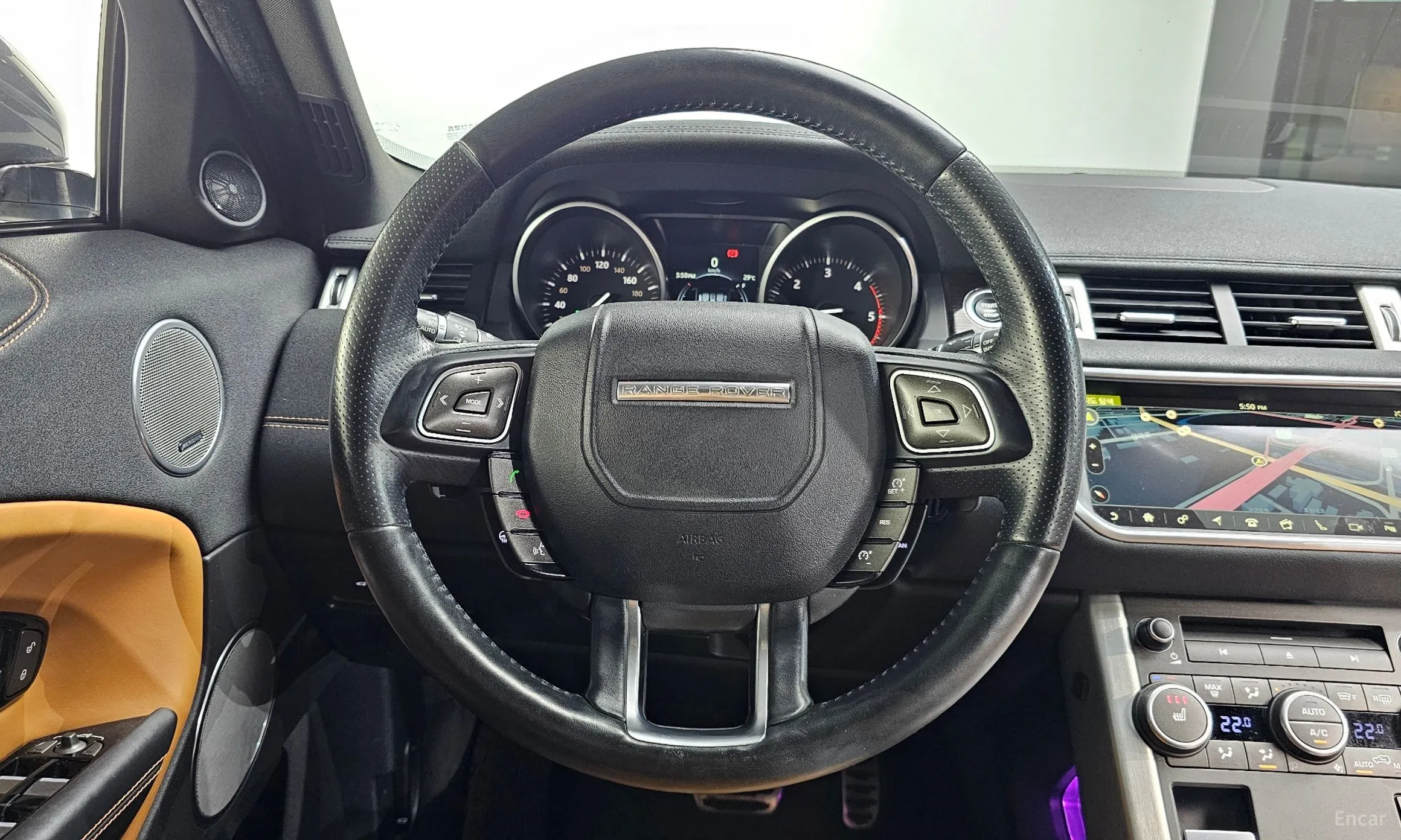 Land Rover Range Rover Evoque превью 13