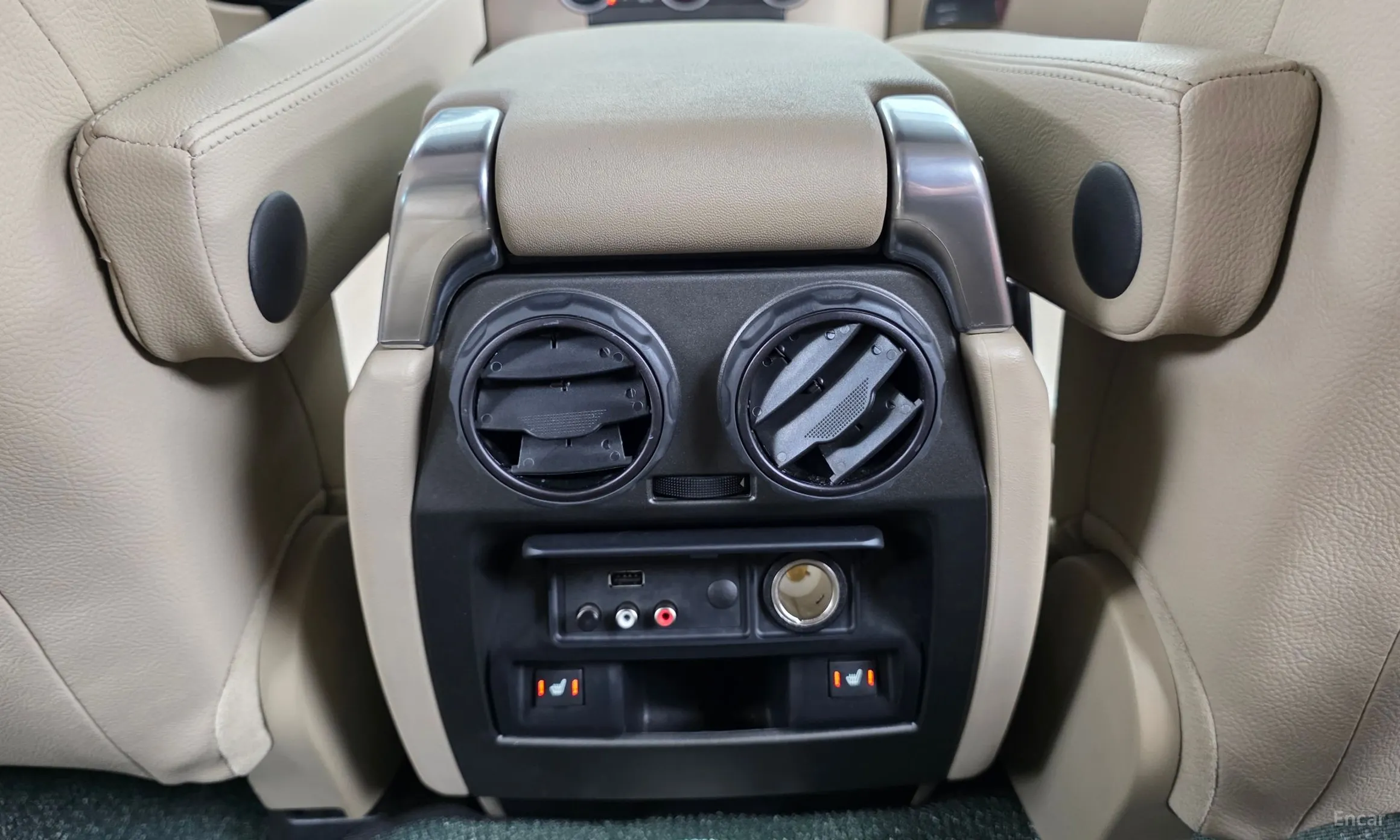 Land Rover Discovery 4 превью 18