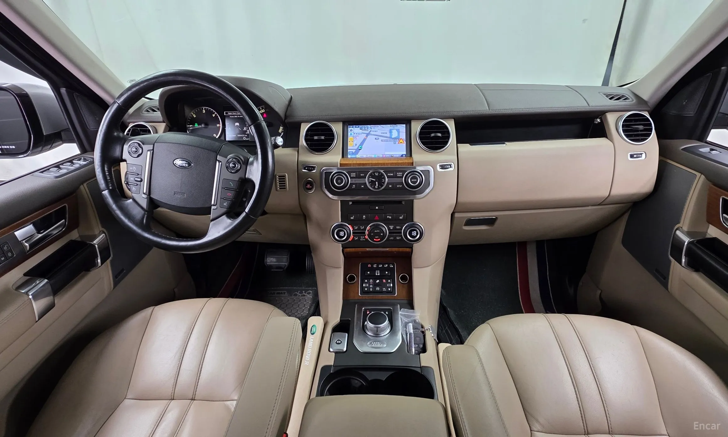 Land Rover Discovery 4 превью 7