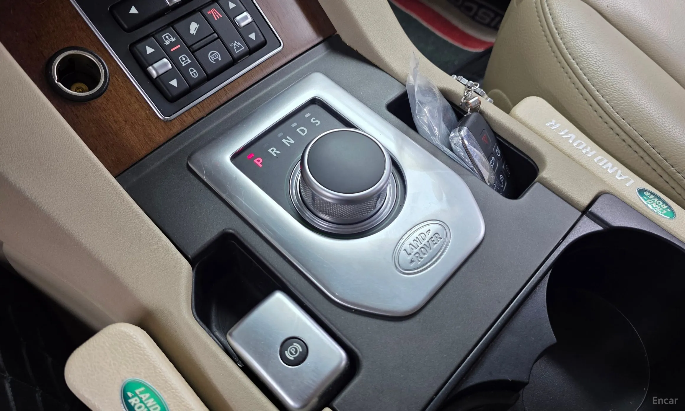 Land Rover Discovery 4 превью 9