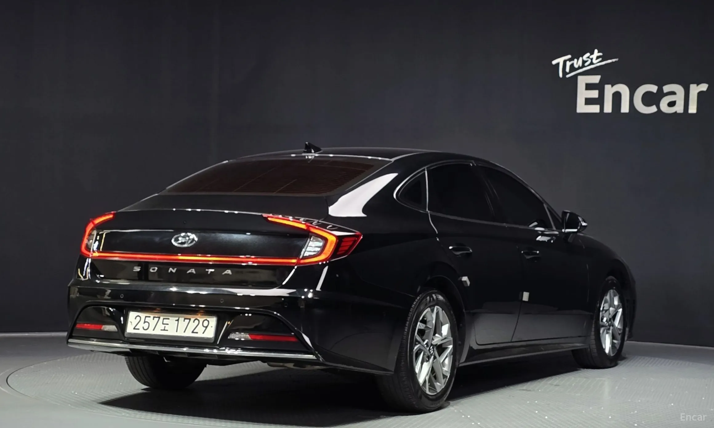 Hyundai Sonata (DN8)