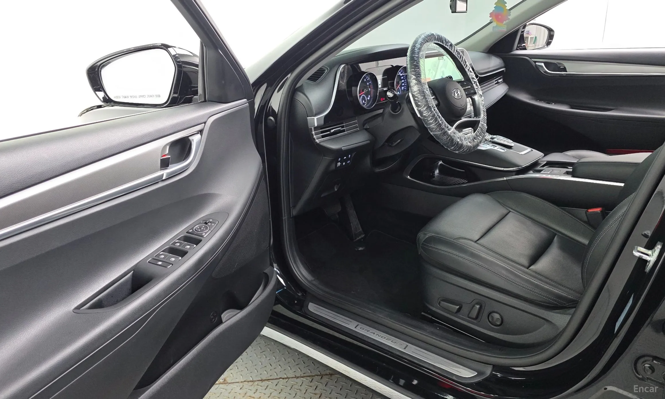 Hyundai Grandeur IG превью 10