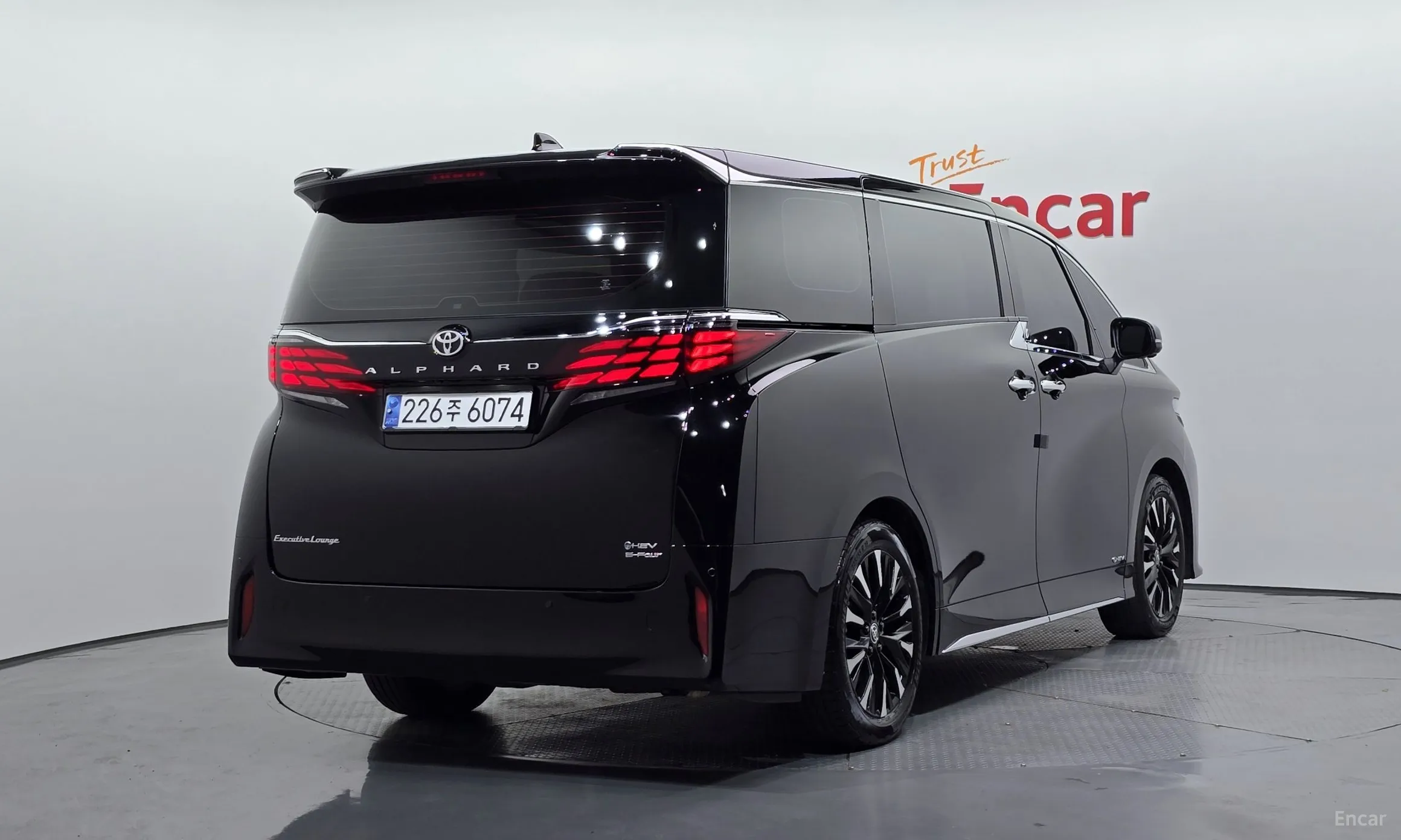 Toyota Alphard 4th Generation превью 2
