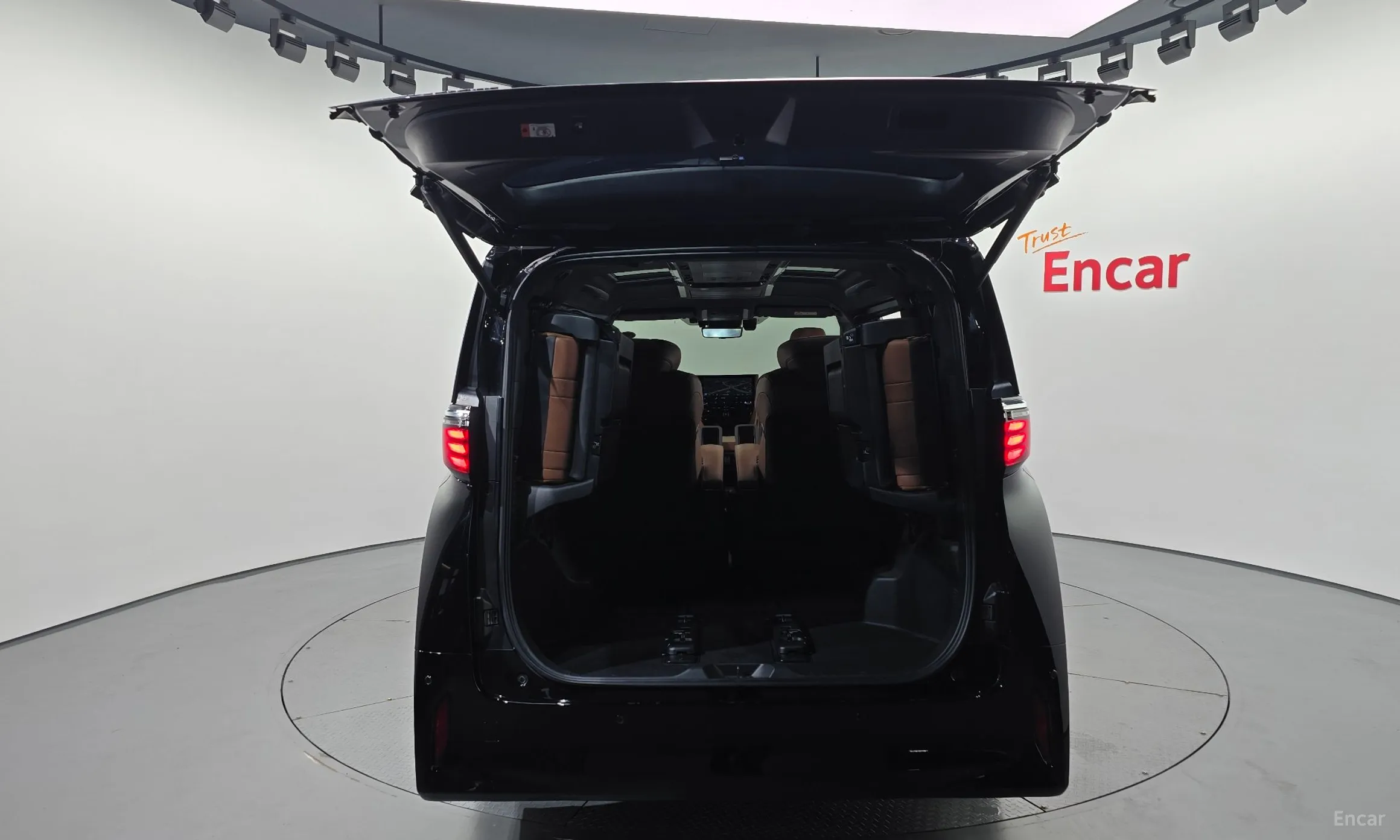 Toyota Alphard 4th Generation превью 18
