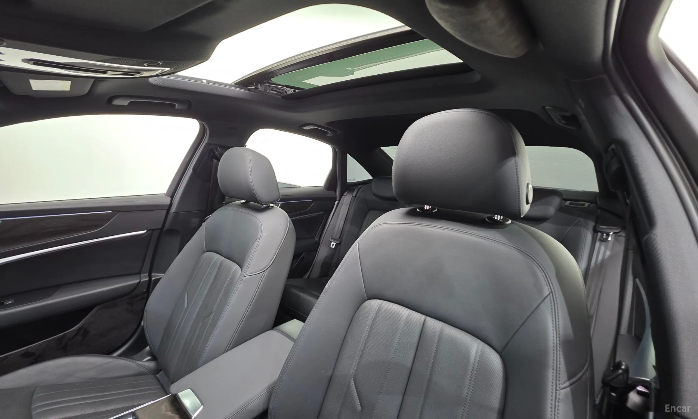 Audi A6 (C8) превью 12