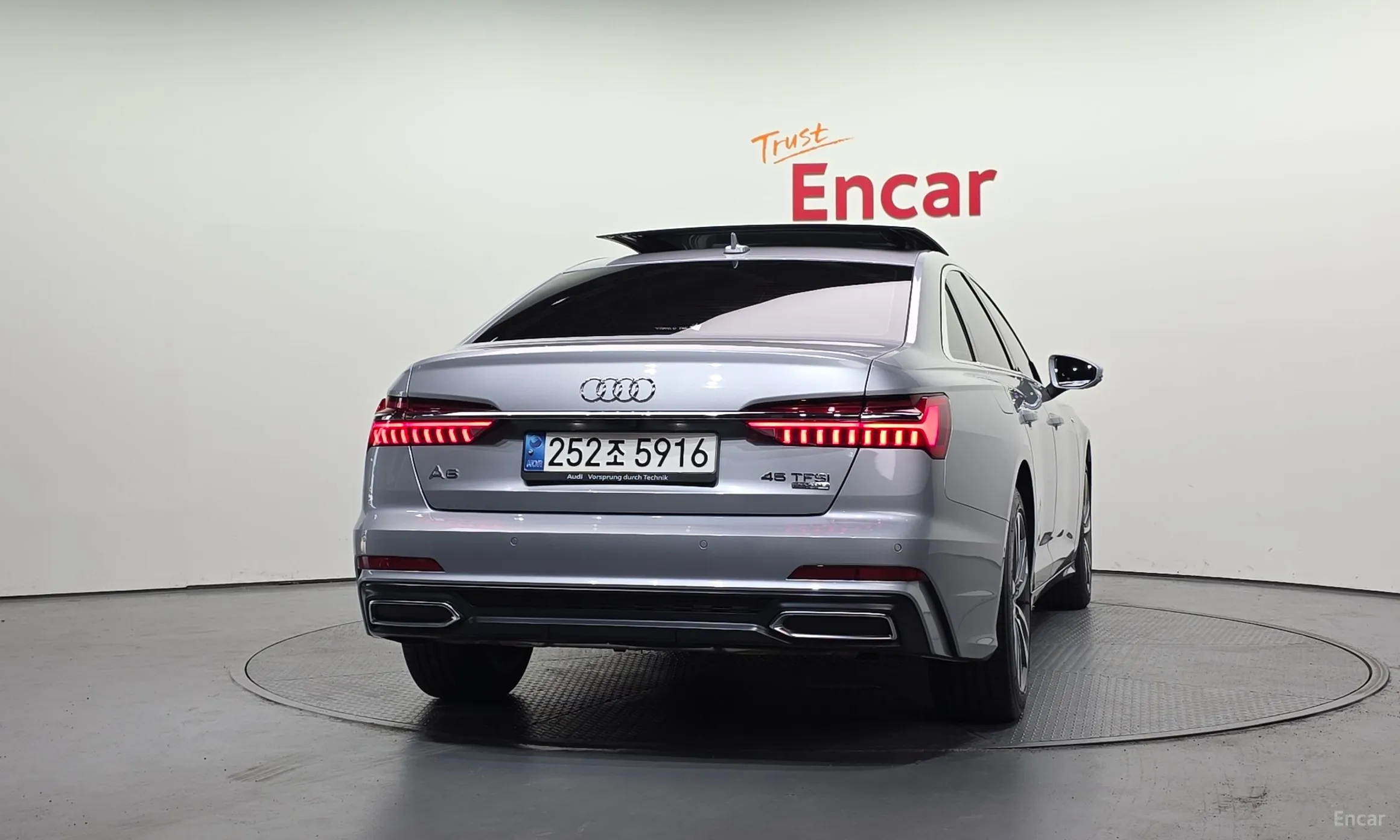 Audi A6 (C8) превью 4