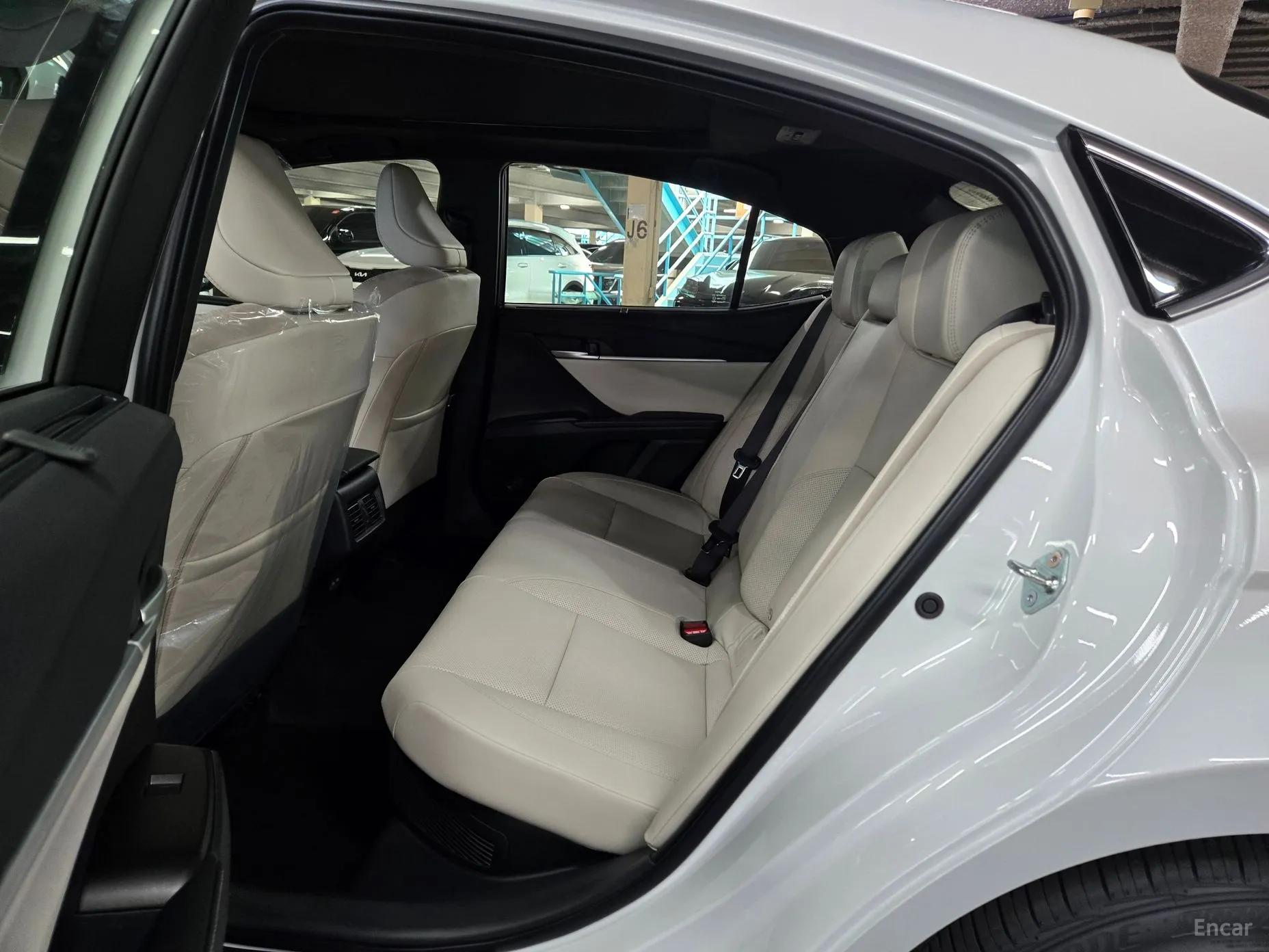 Toyota Camry (XV80) превью 6