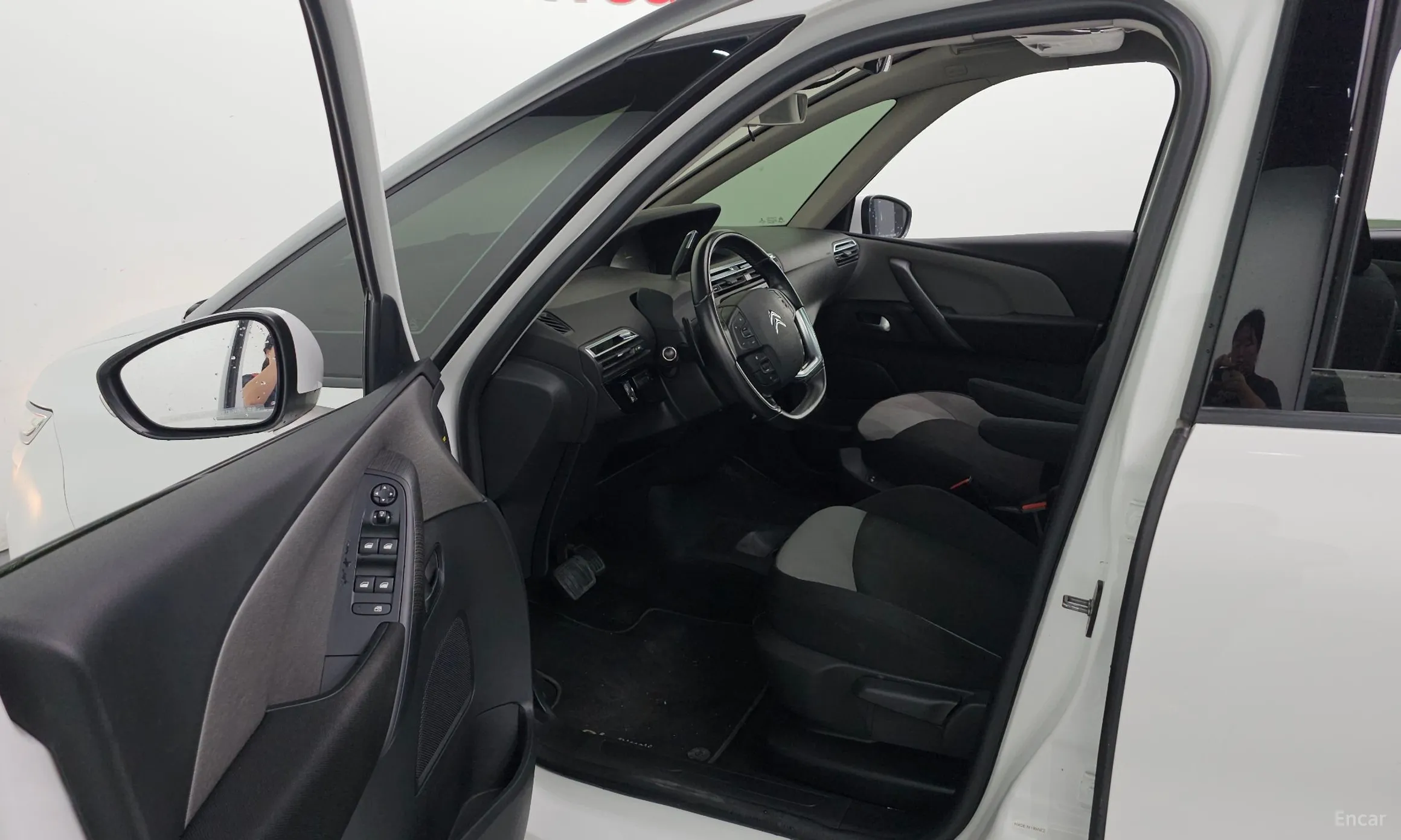 Citroën/DS Grand C4 Picasso превью 10