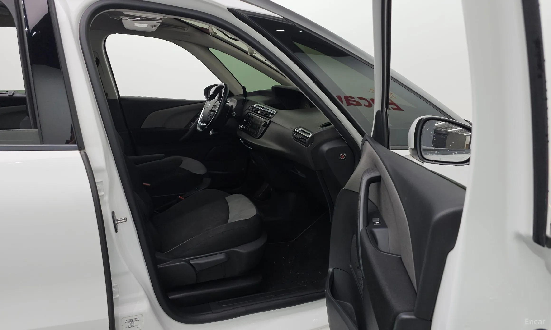 Citroën/DS Grand C4 Picasso превью 18