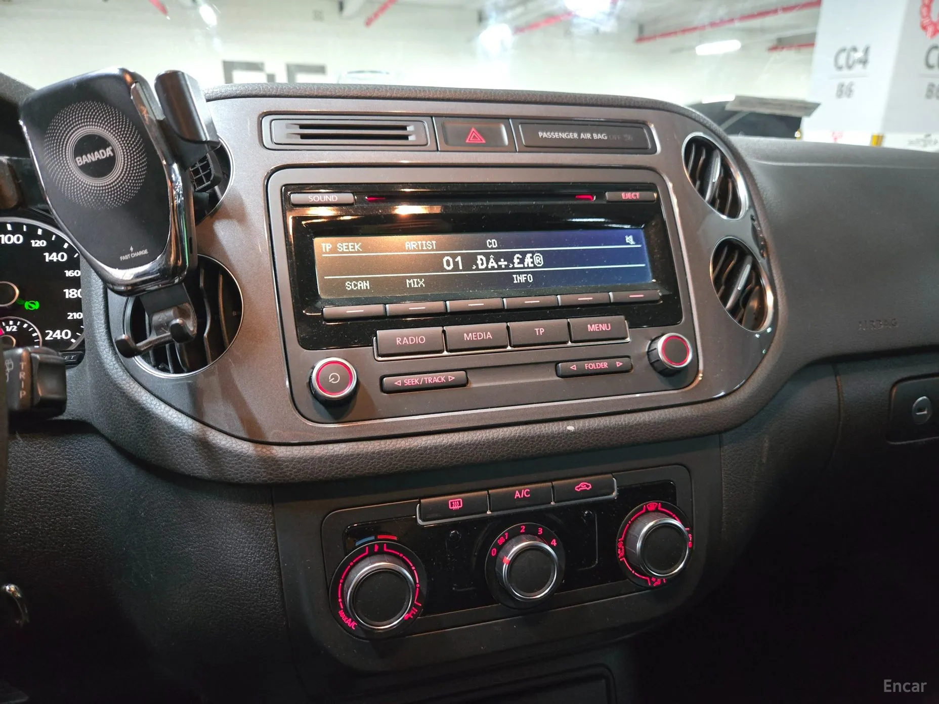 Volkswagen New Tiguan превью 16