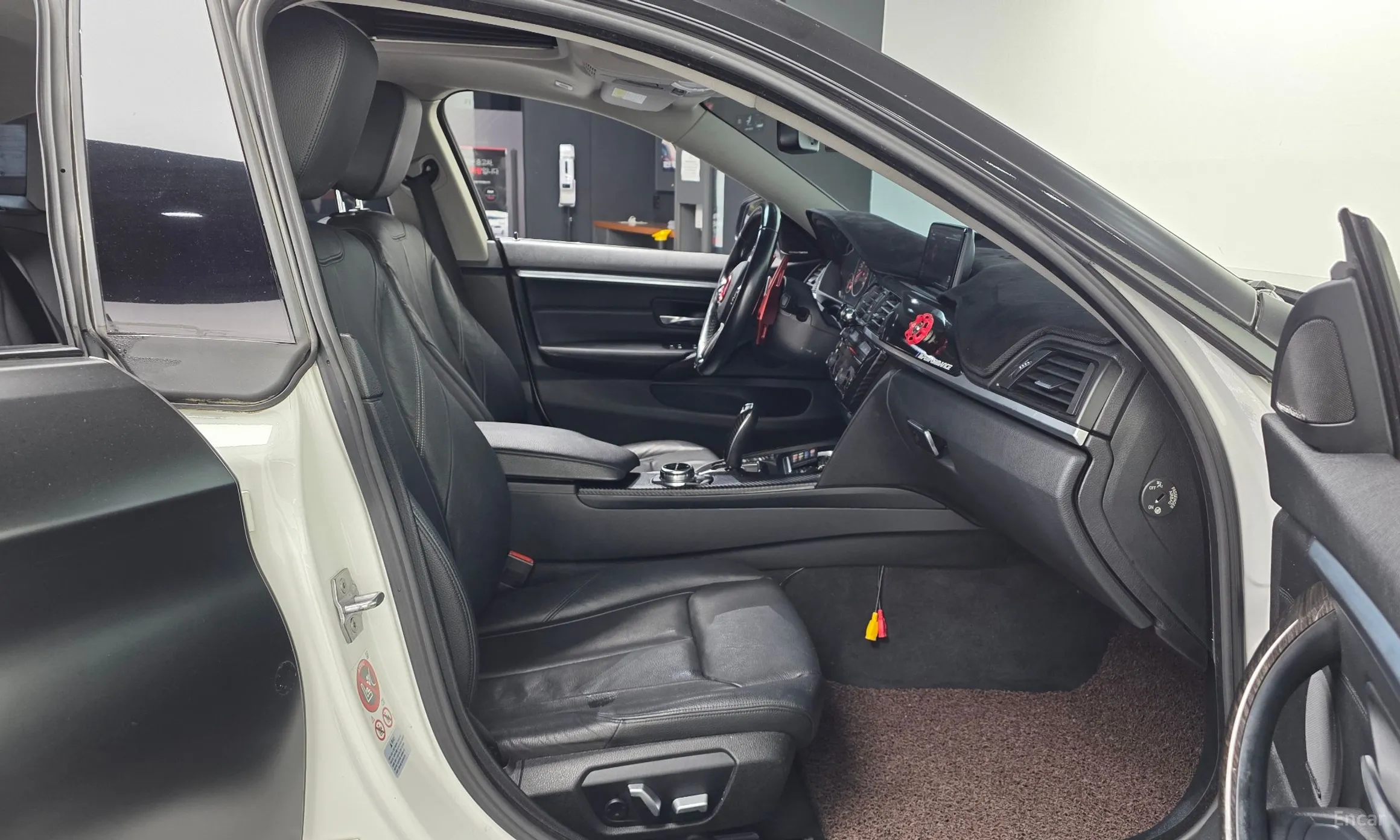 BMW Series 4 (F32) превью 11