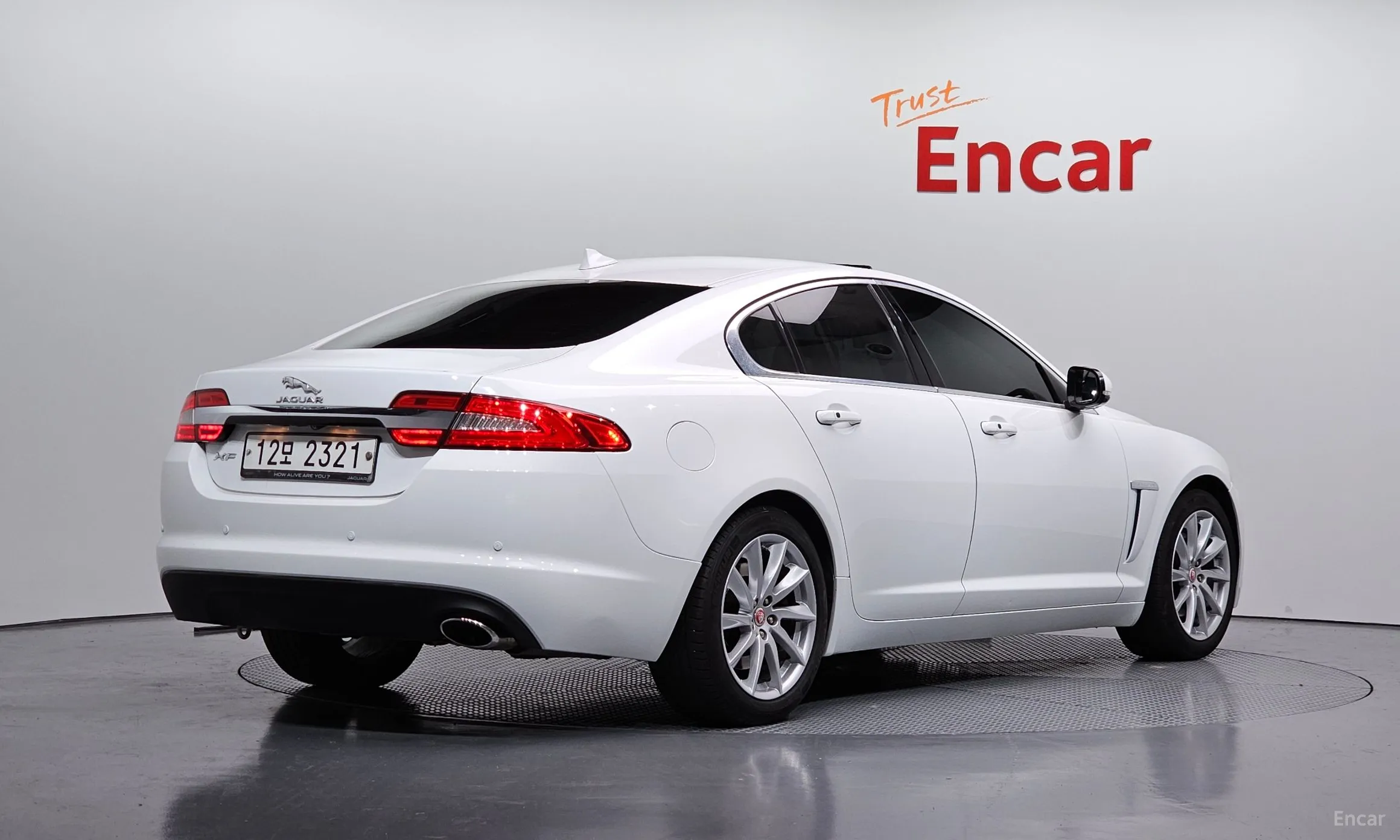 Jaguar New XF