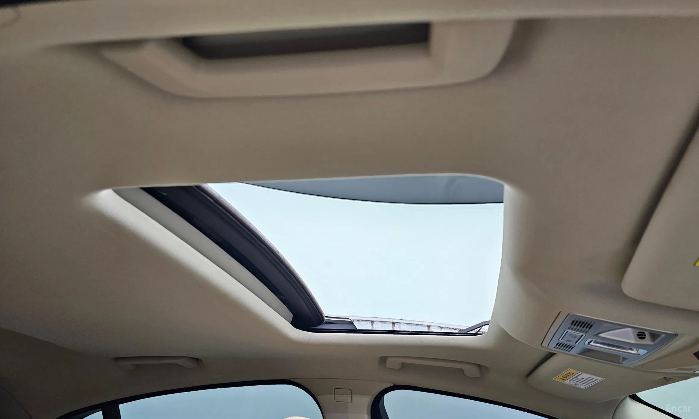 Jaguar New XF превью 16