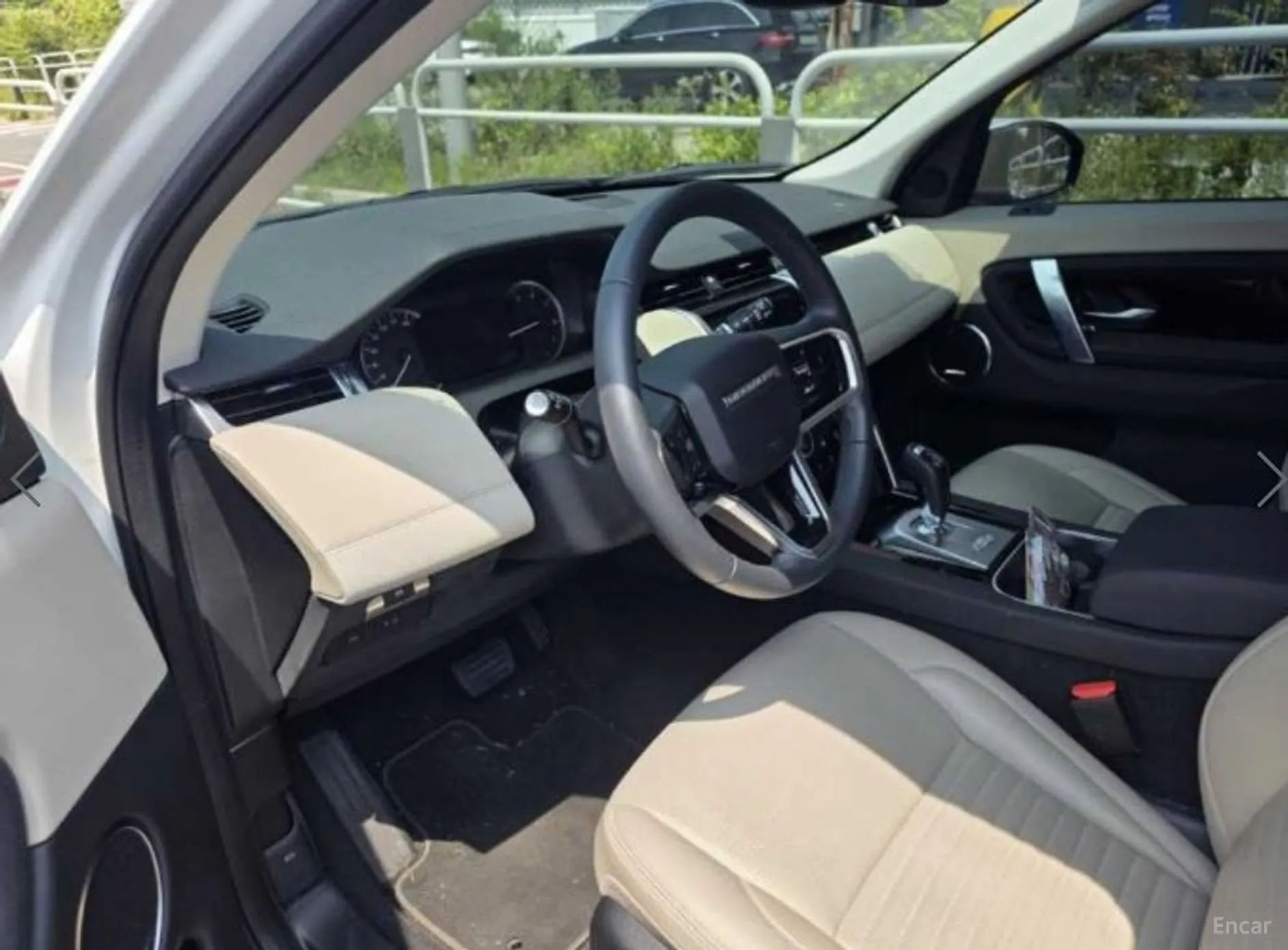 Land Rover Discovery Sports превью 4