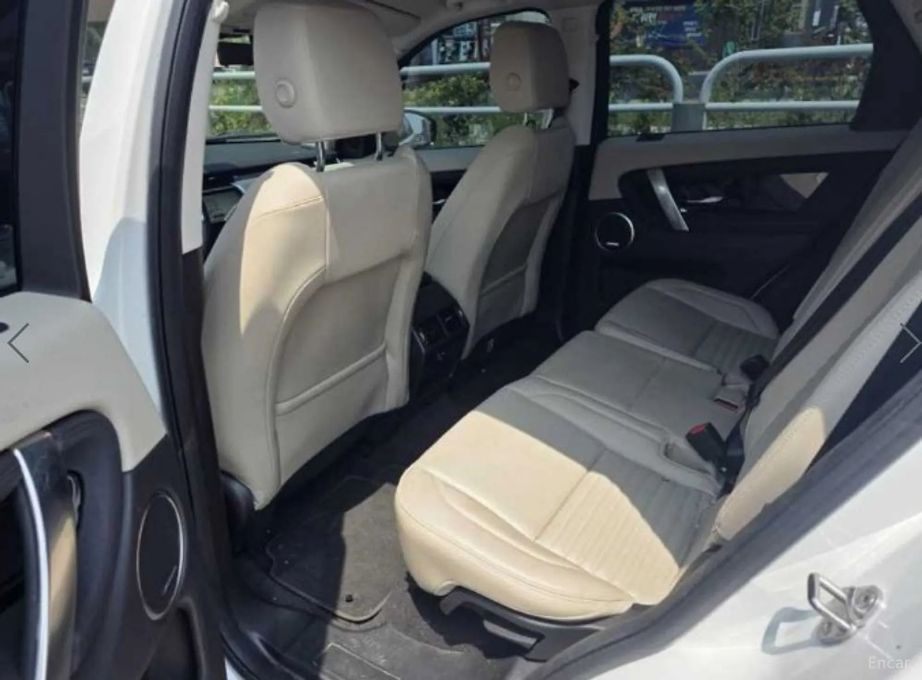 Land Rover Discovery Sports превью 5