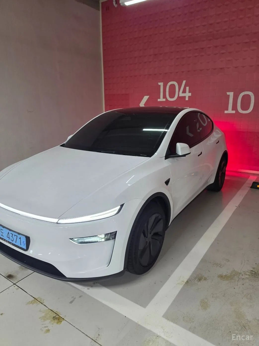 Tesla Model Y превью 3