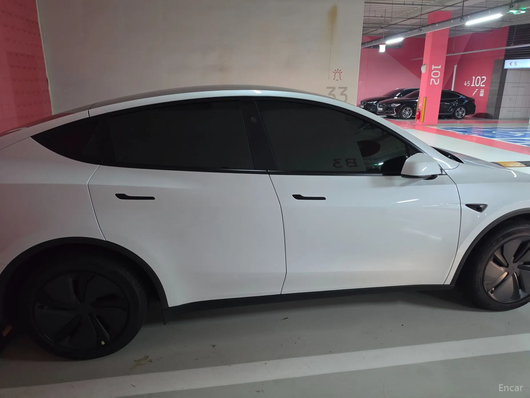 Tesla Model Y превью 5