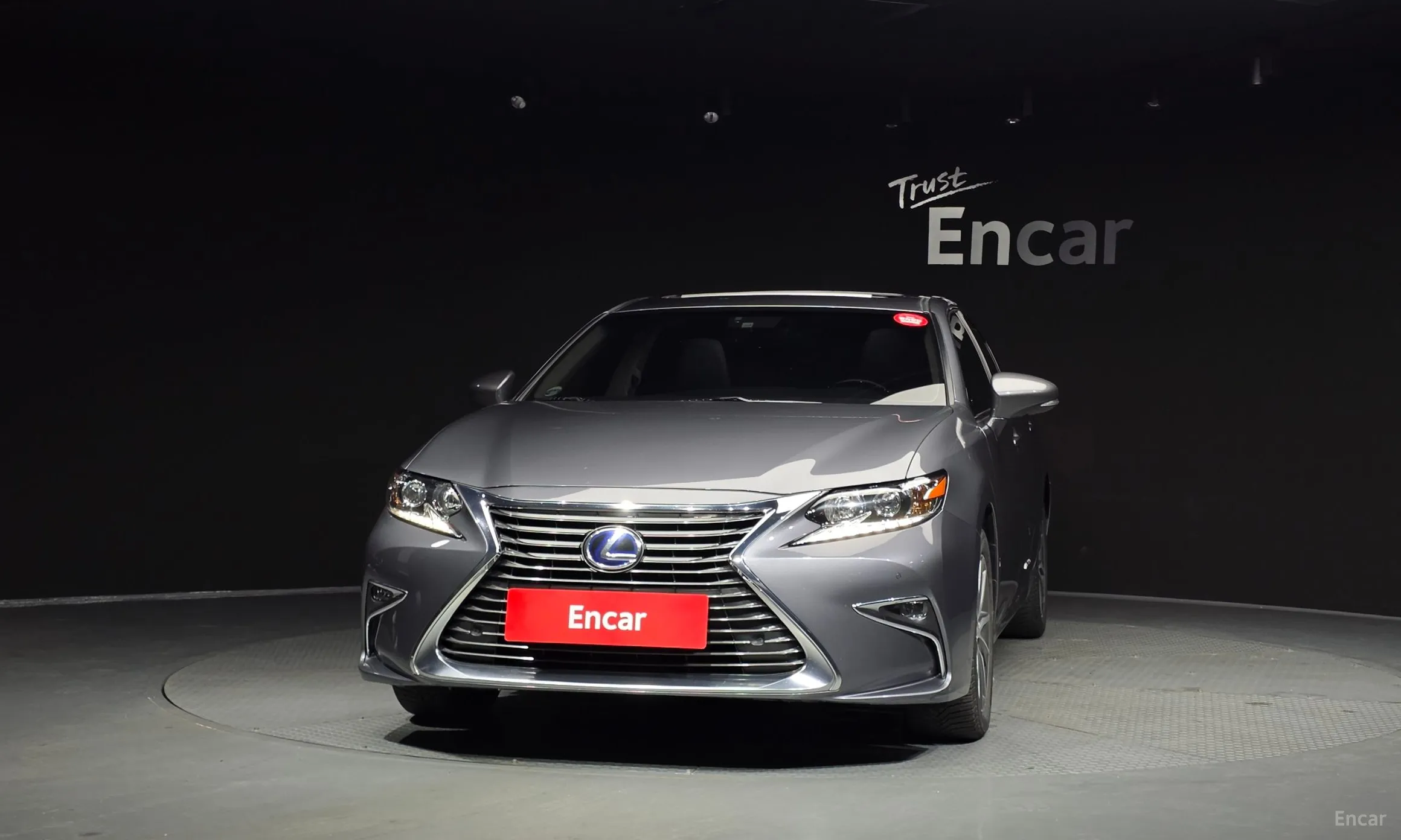 Lexus New ES300h превью 3