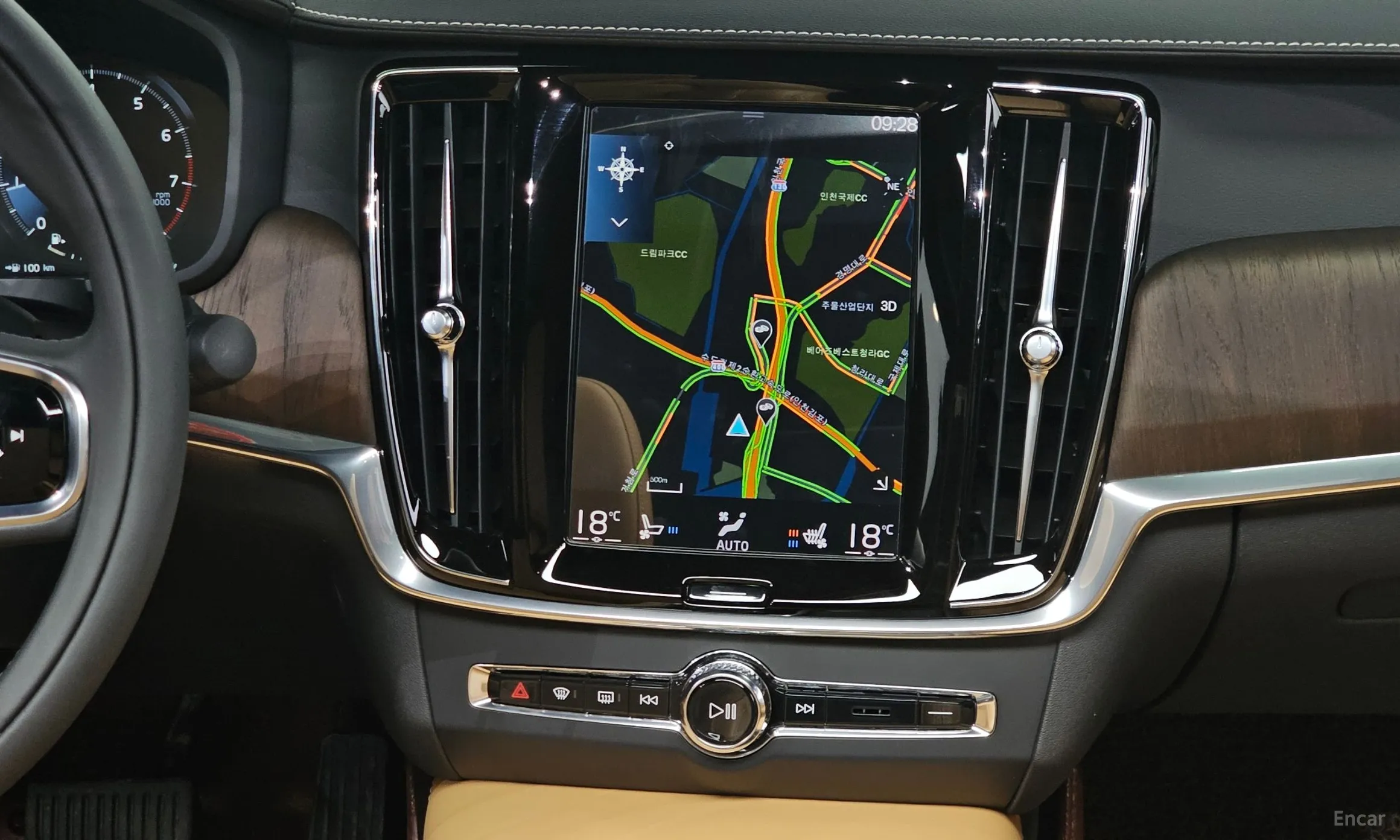 Volvo S90 превью 12
