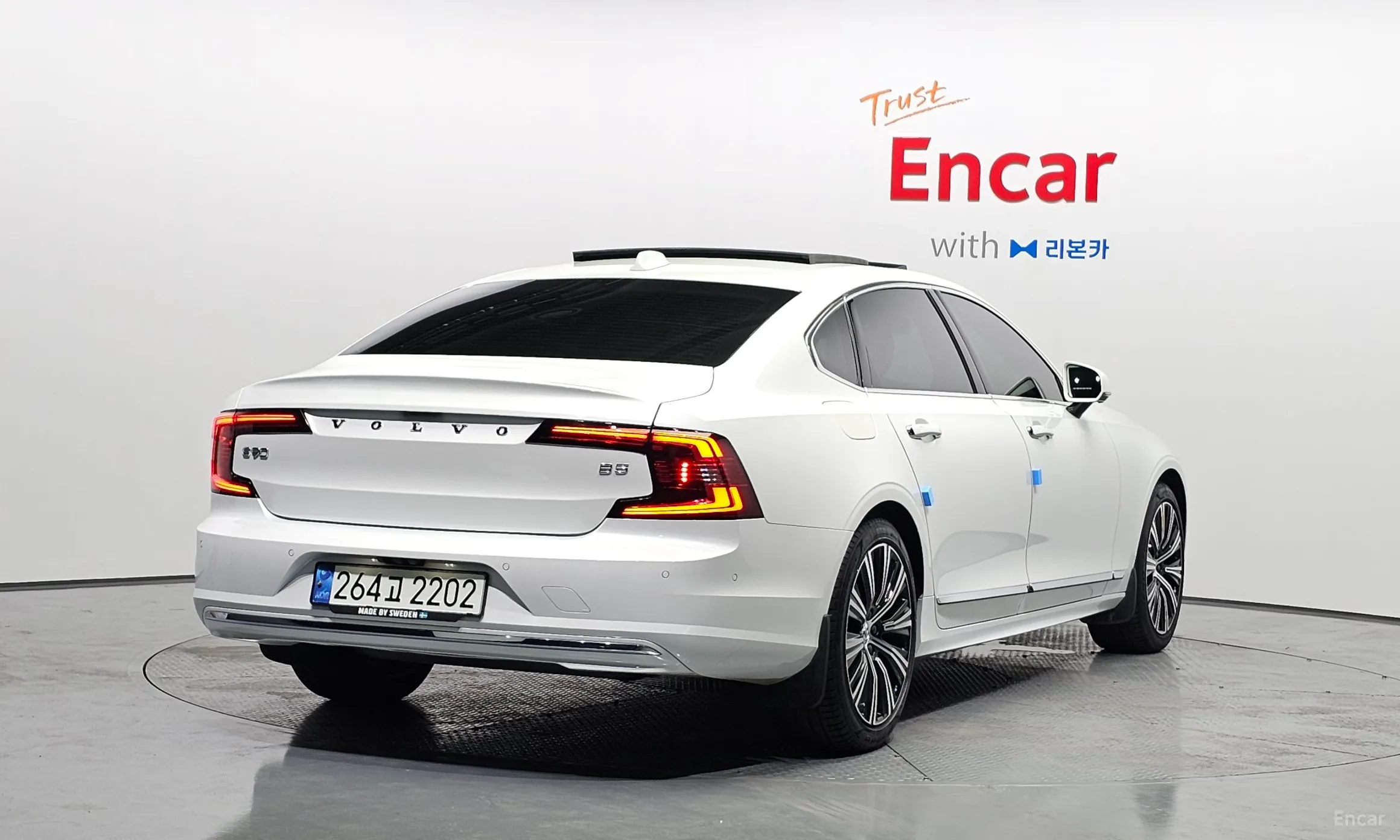 Volvo S90