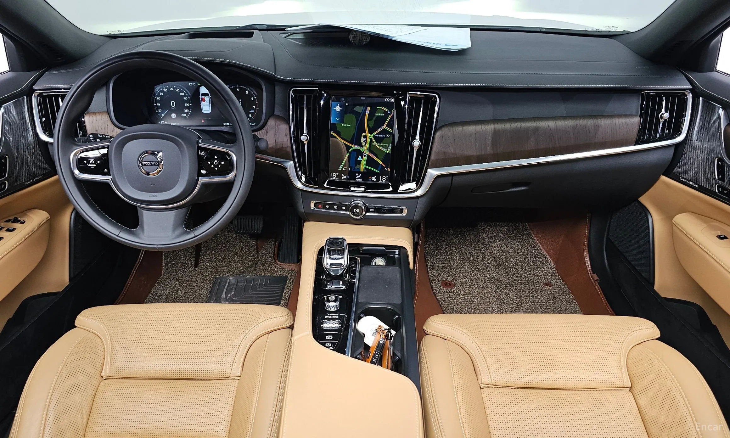Volvo S90 превью 7