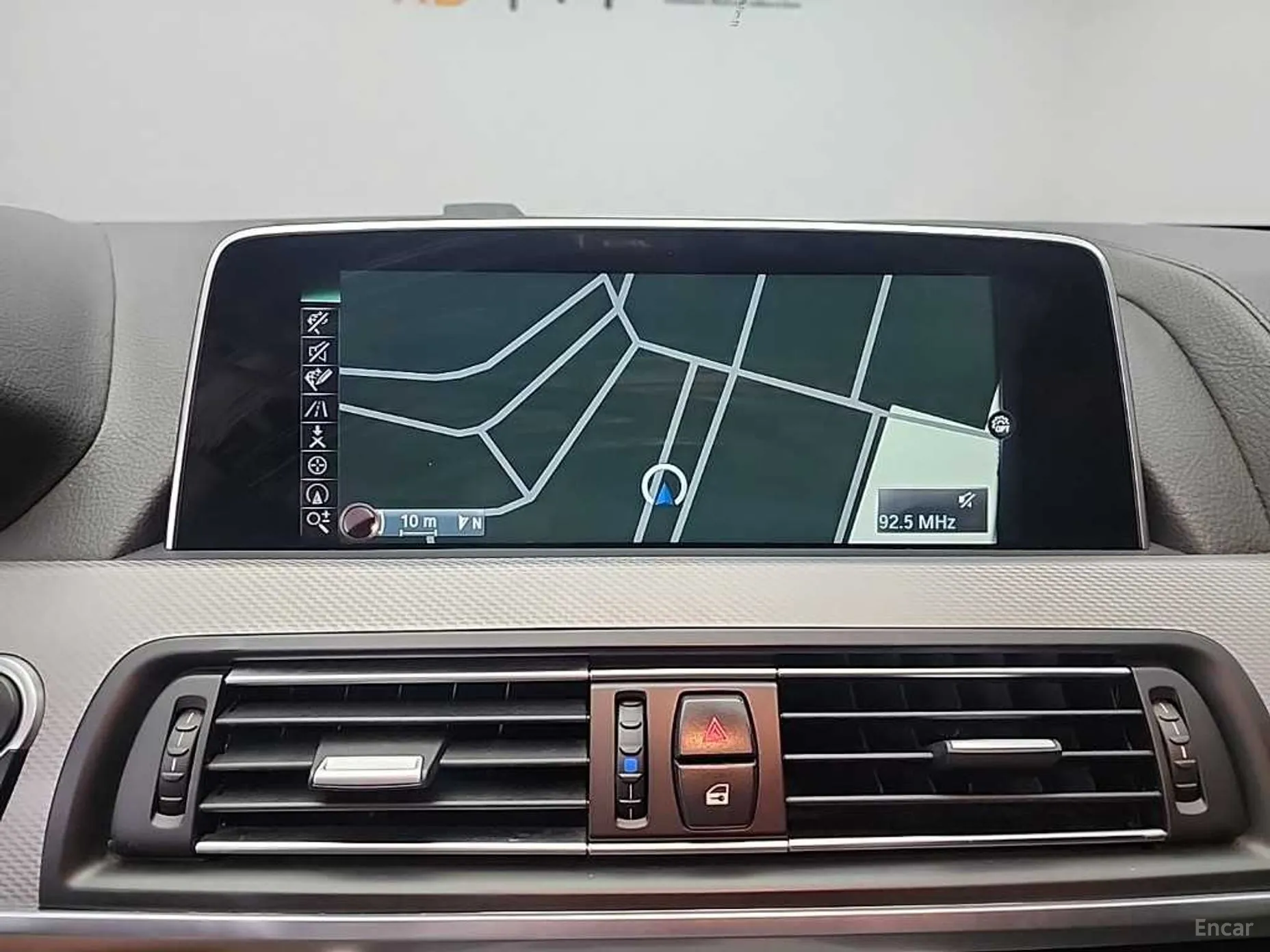 BMW 6 Series (F12) превью 15