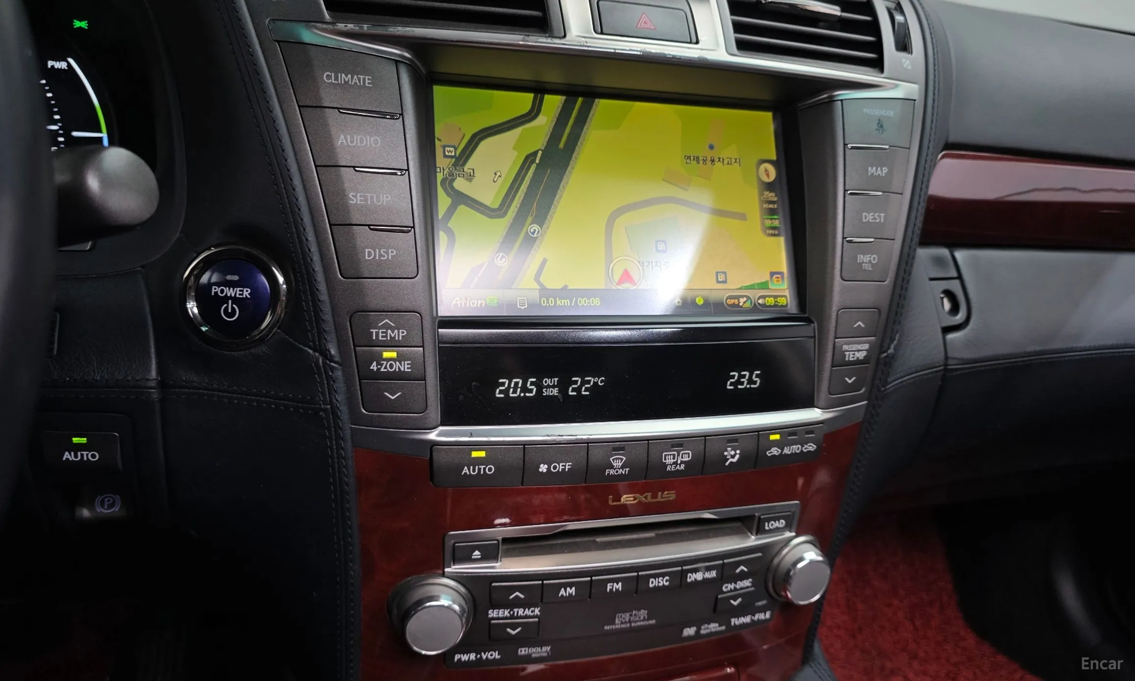 Lexus LS600hL превью 14