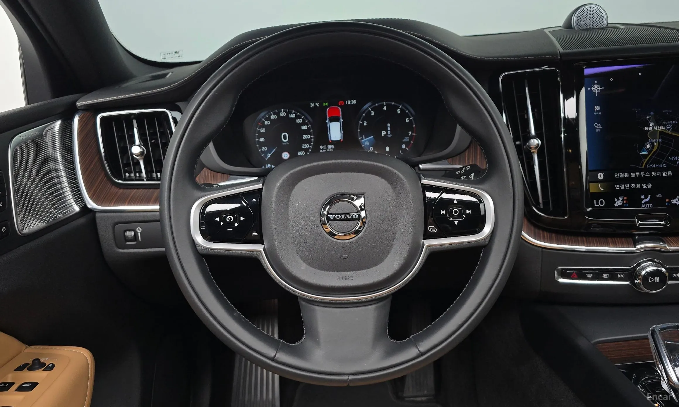 Volvo XC60 Gen 2 превью 13
