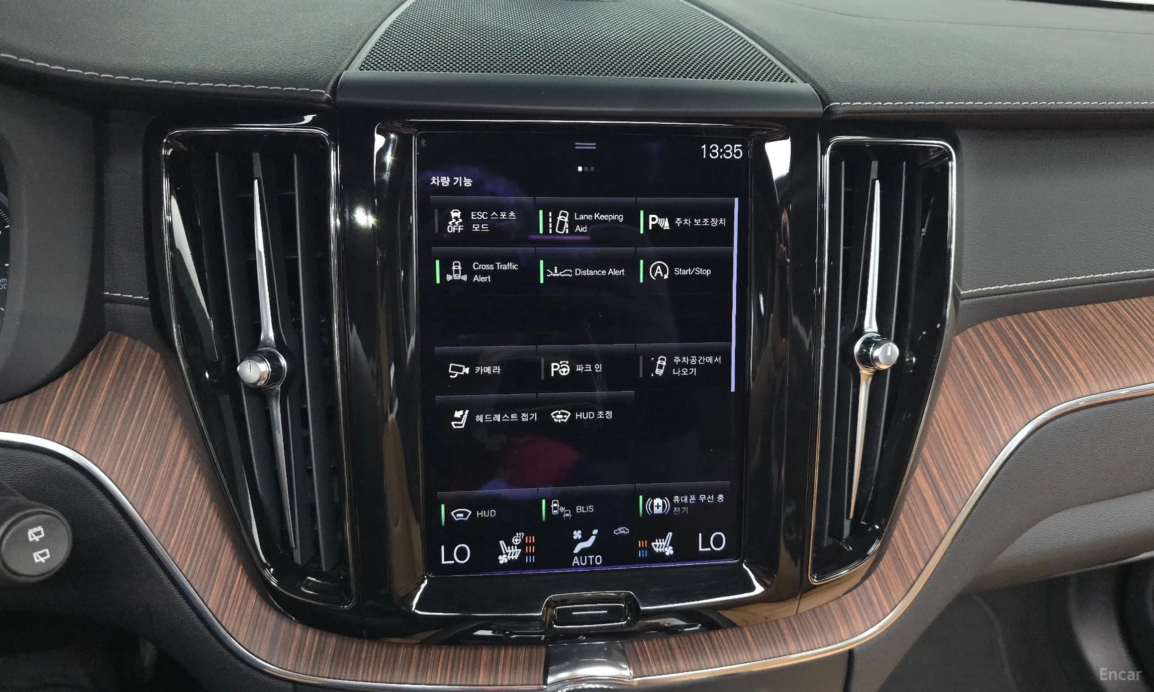 Volvo XC60 Gen 2 превью 15