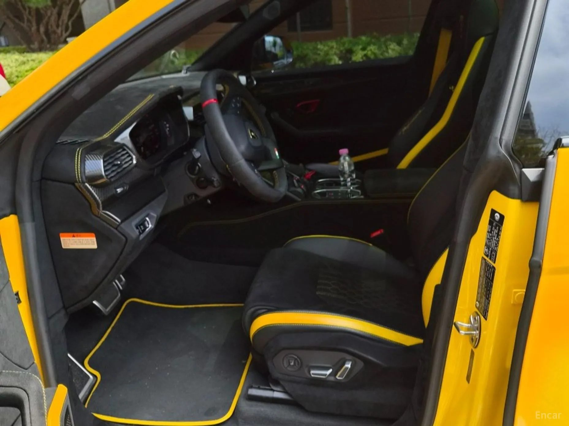 Lamborghini Urus превью 13