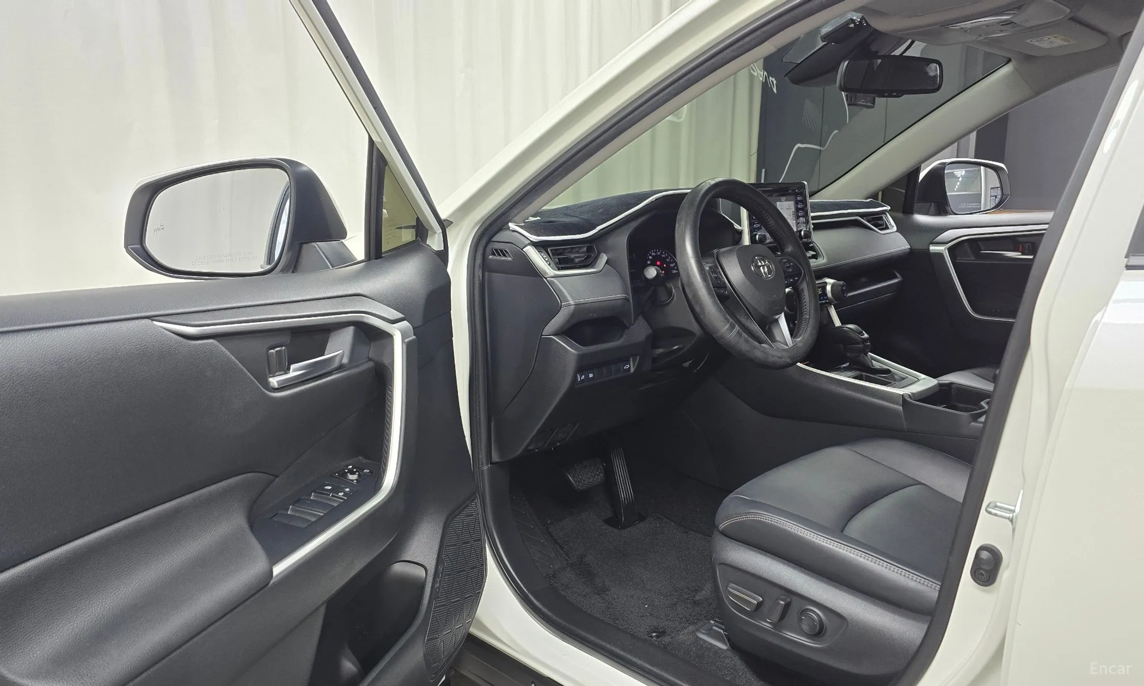 Toyota RAV4 5th Generation превью 10