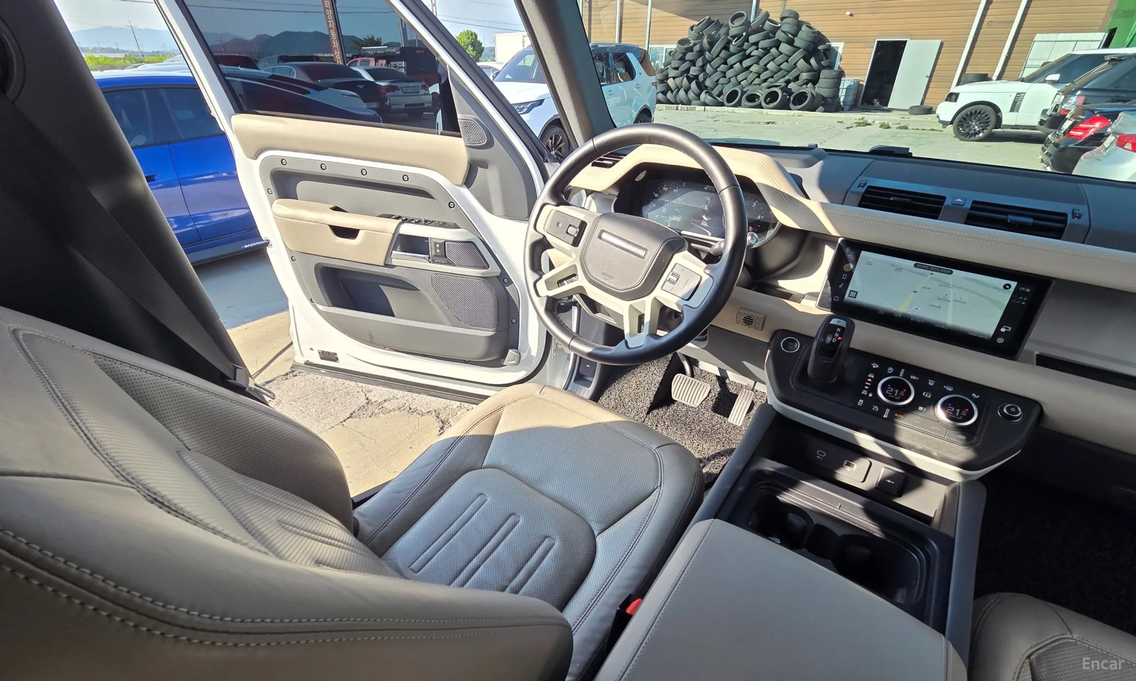 Land Rover Defender (L663) превью 19