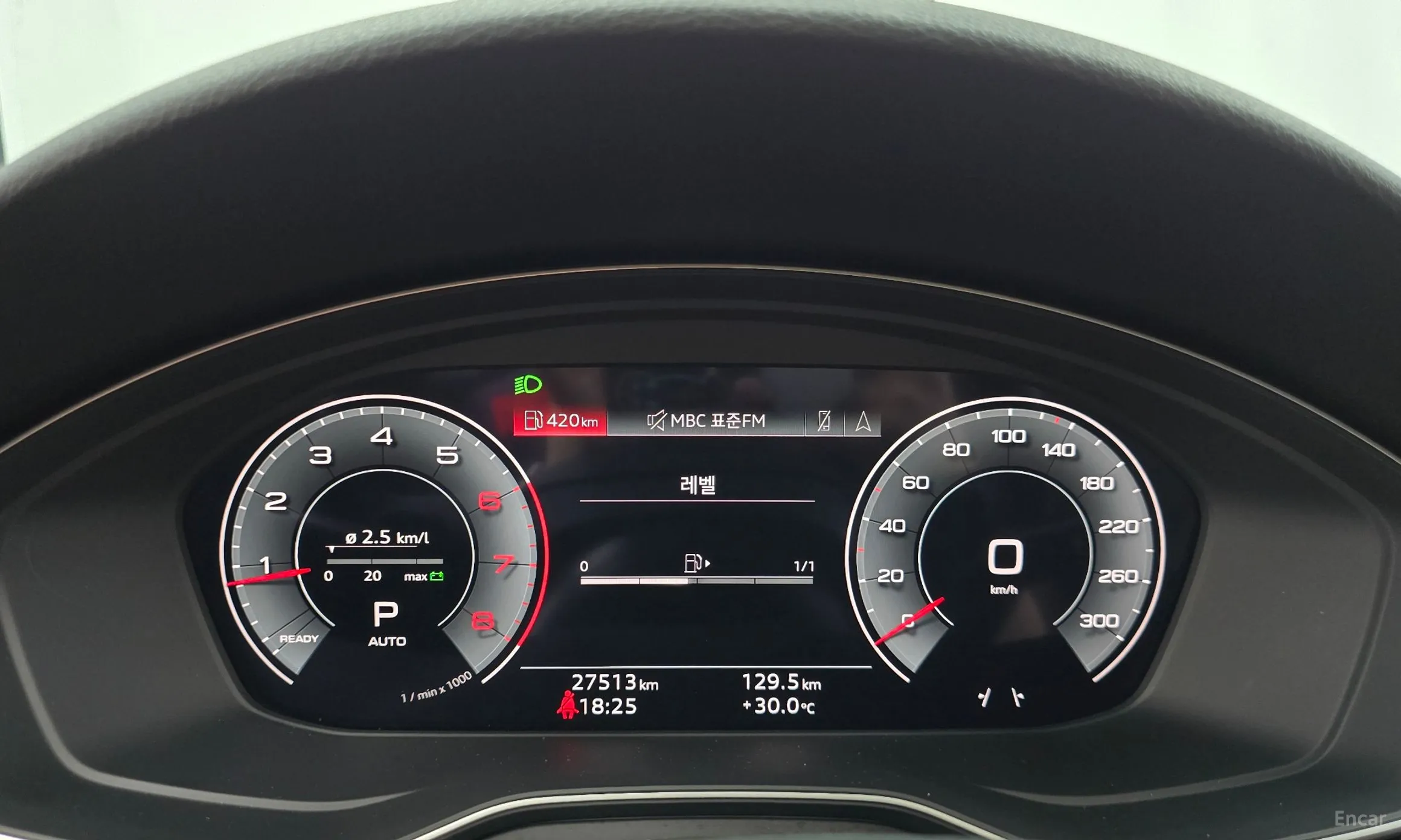 Audi A4 (B9) превью 8