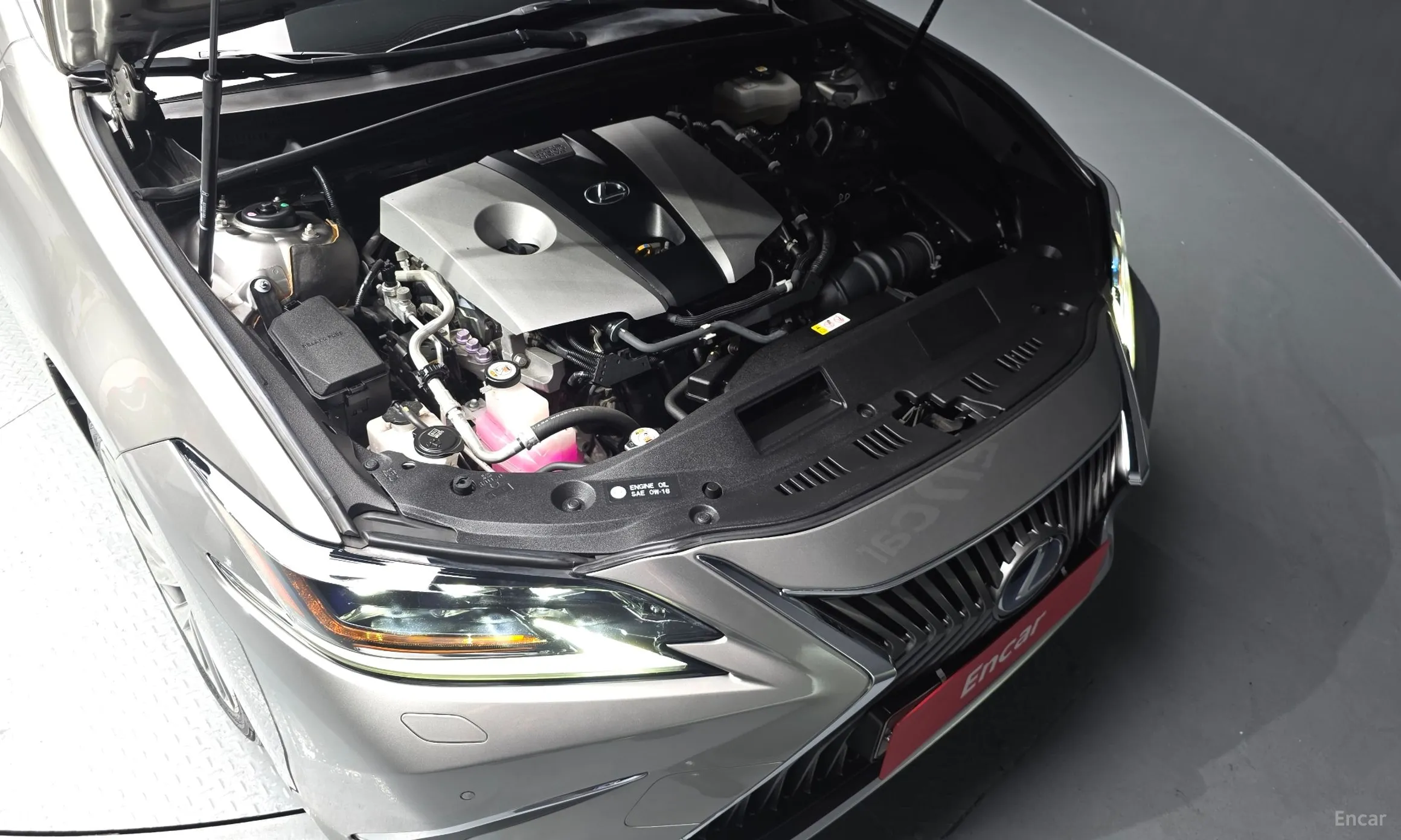 Lexus ES300h 7th Generation превью 6