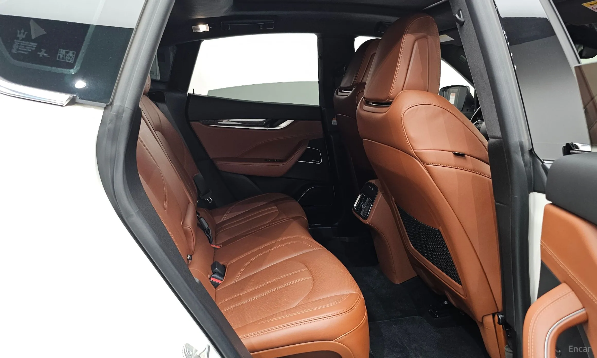 Maserati Levante превью 11