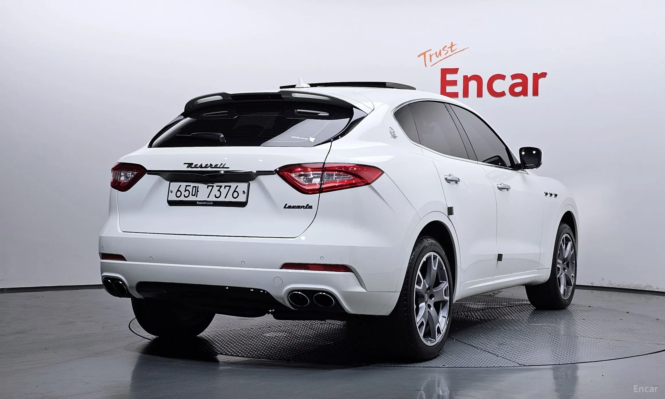 Maserati Levante превью 2
