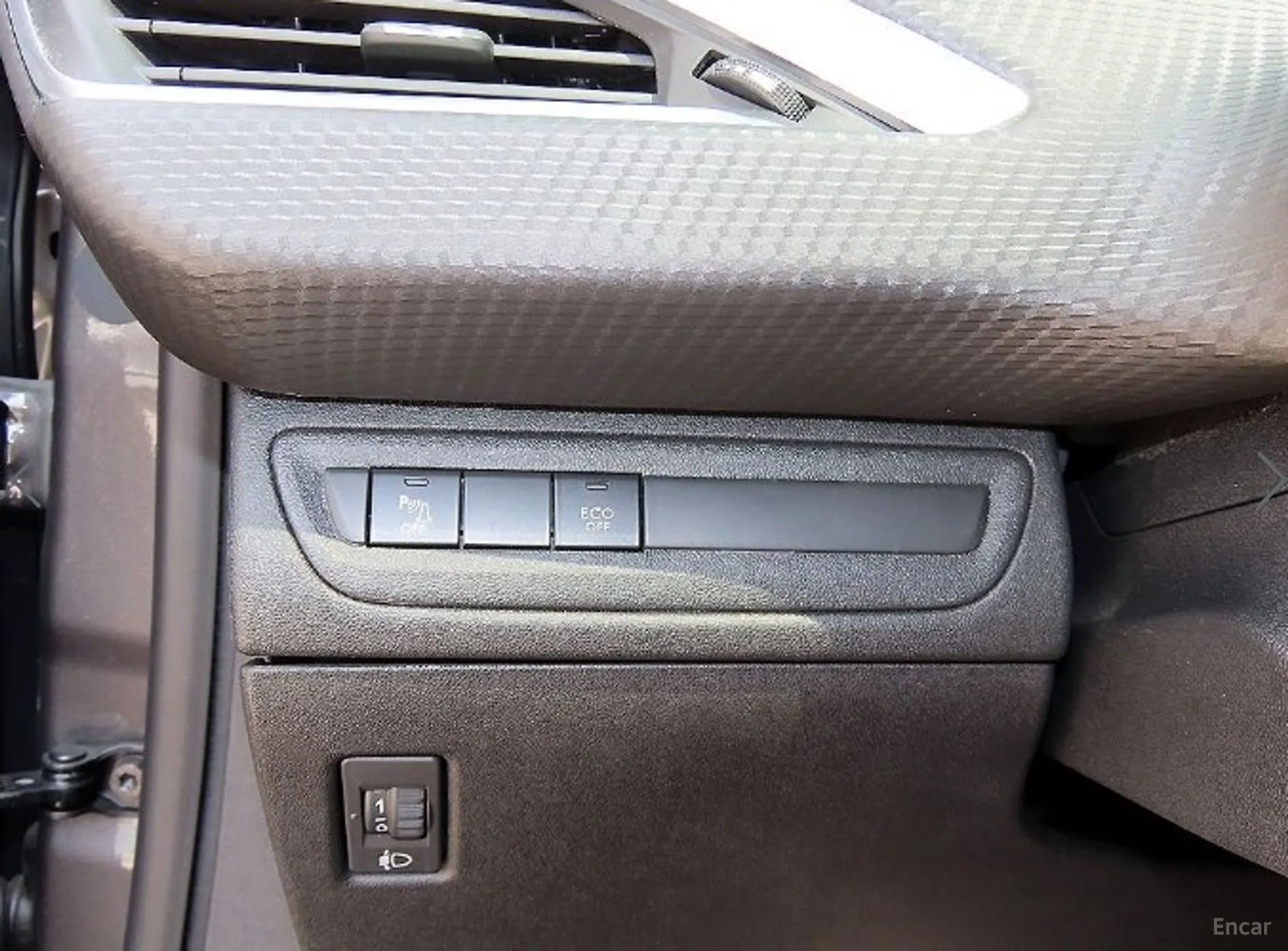 Peugeot 2008. превью 12