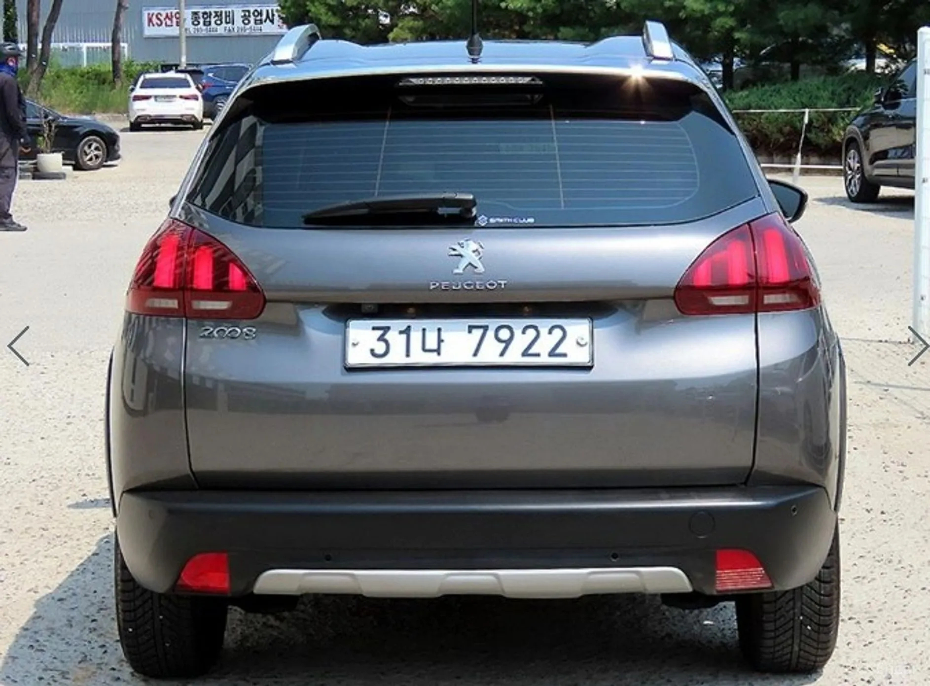 Peugeot 2008. превью 4