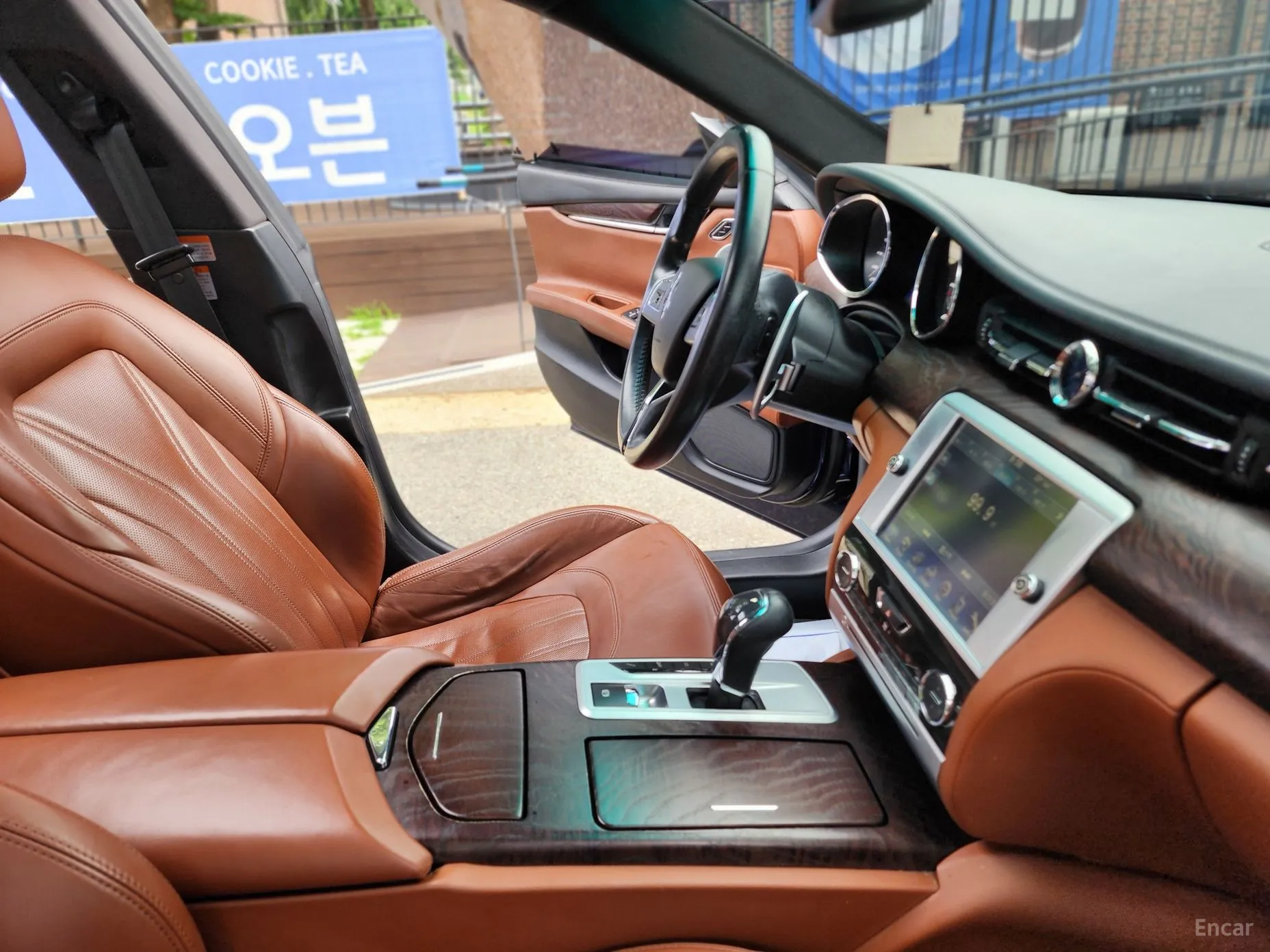 Maserati Quattroporte превью 13