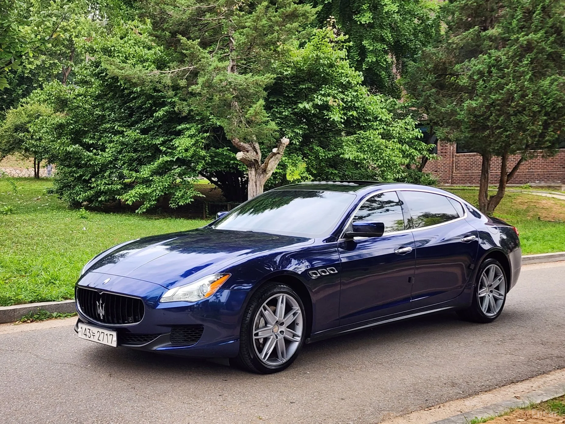 Maserati Quattroporte превью 8