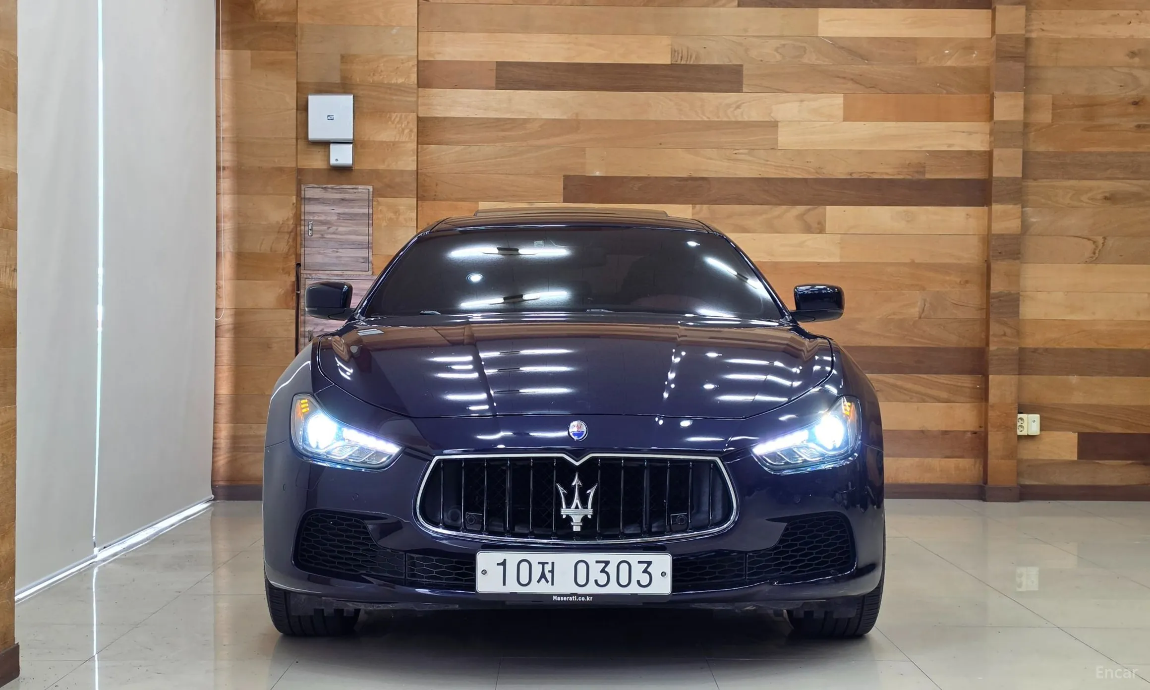 Maserati Ghibli превью 3