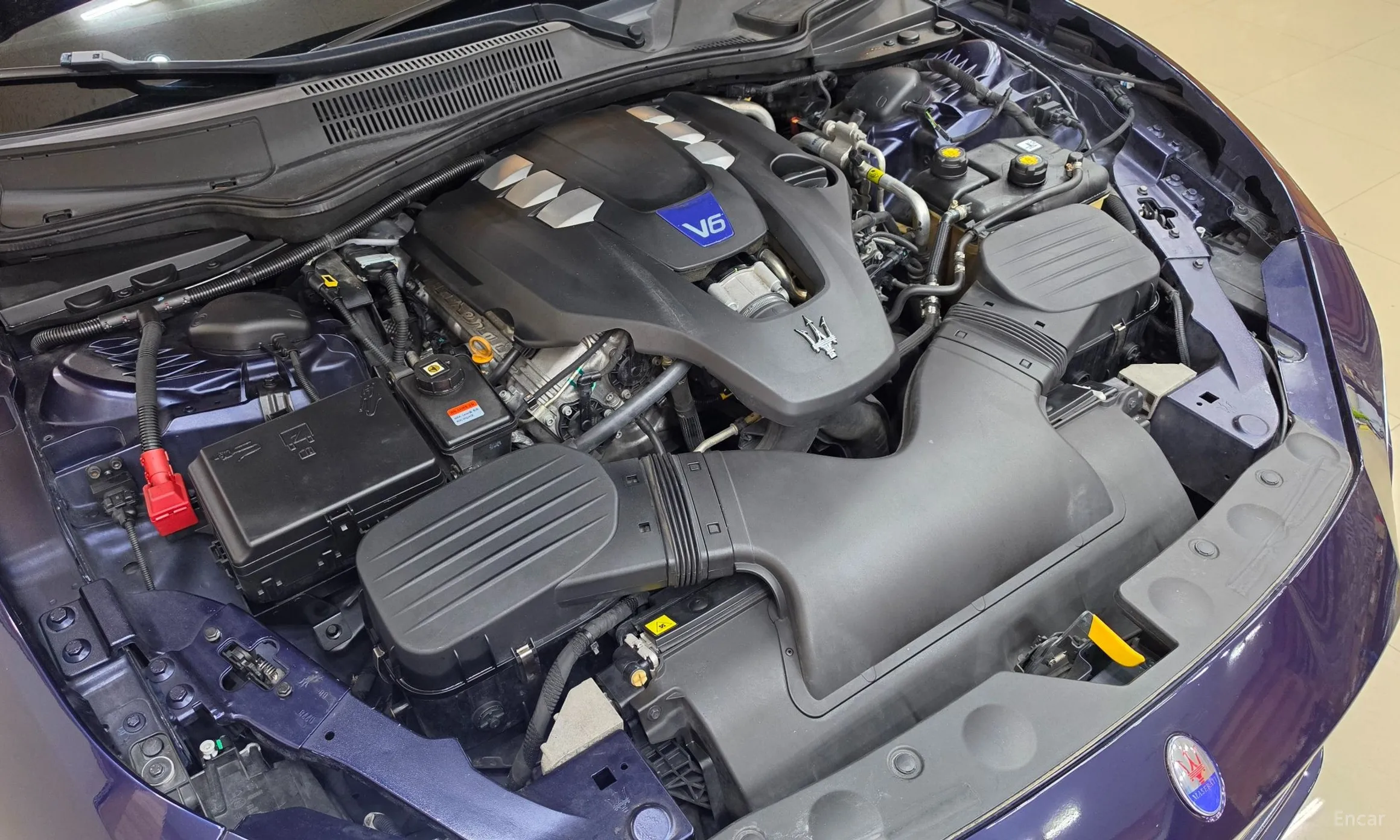 Maserati Ghibli превью 8