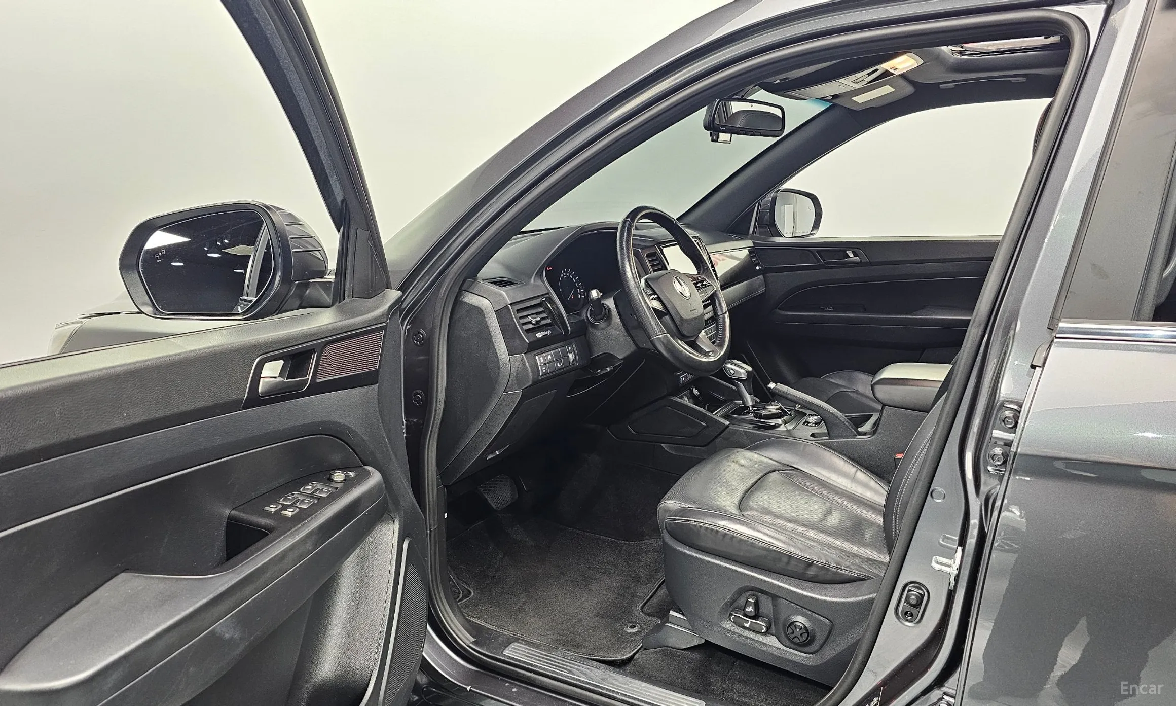 KG Mobility (SsangYong) Rexton Sports превью 10