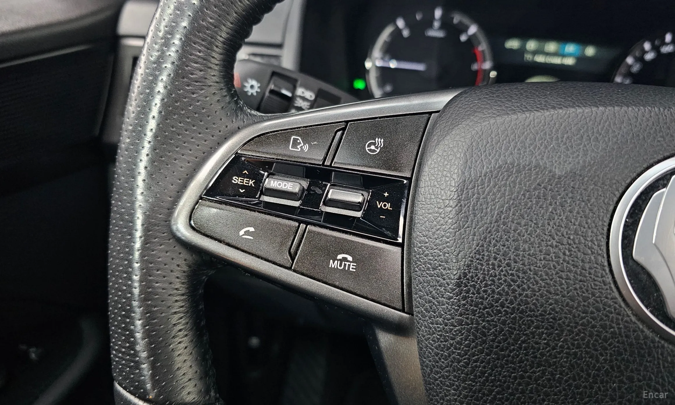 KG Mobility (SsangYong) Rexton Sports превью 15