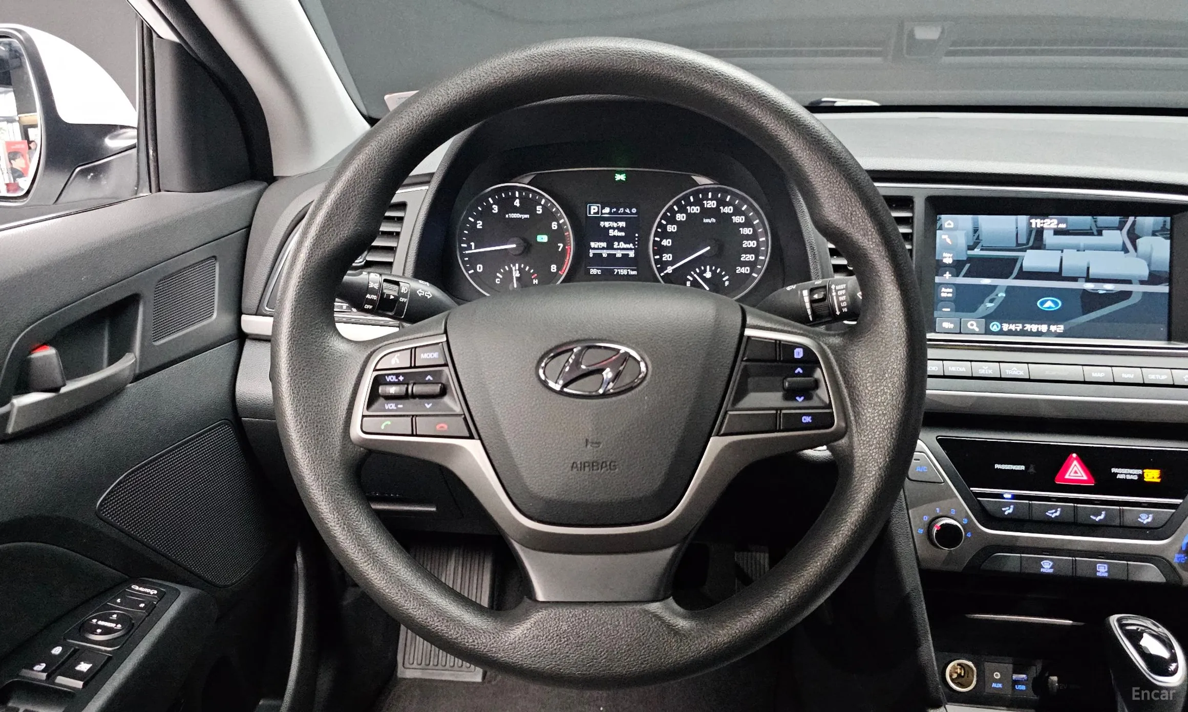 Hyundai Avante AD превью 13